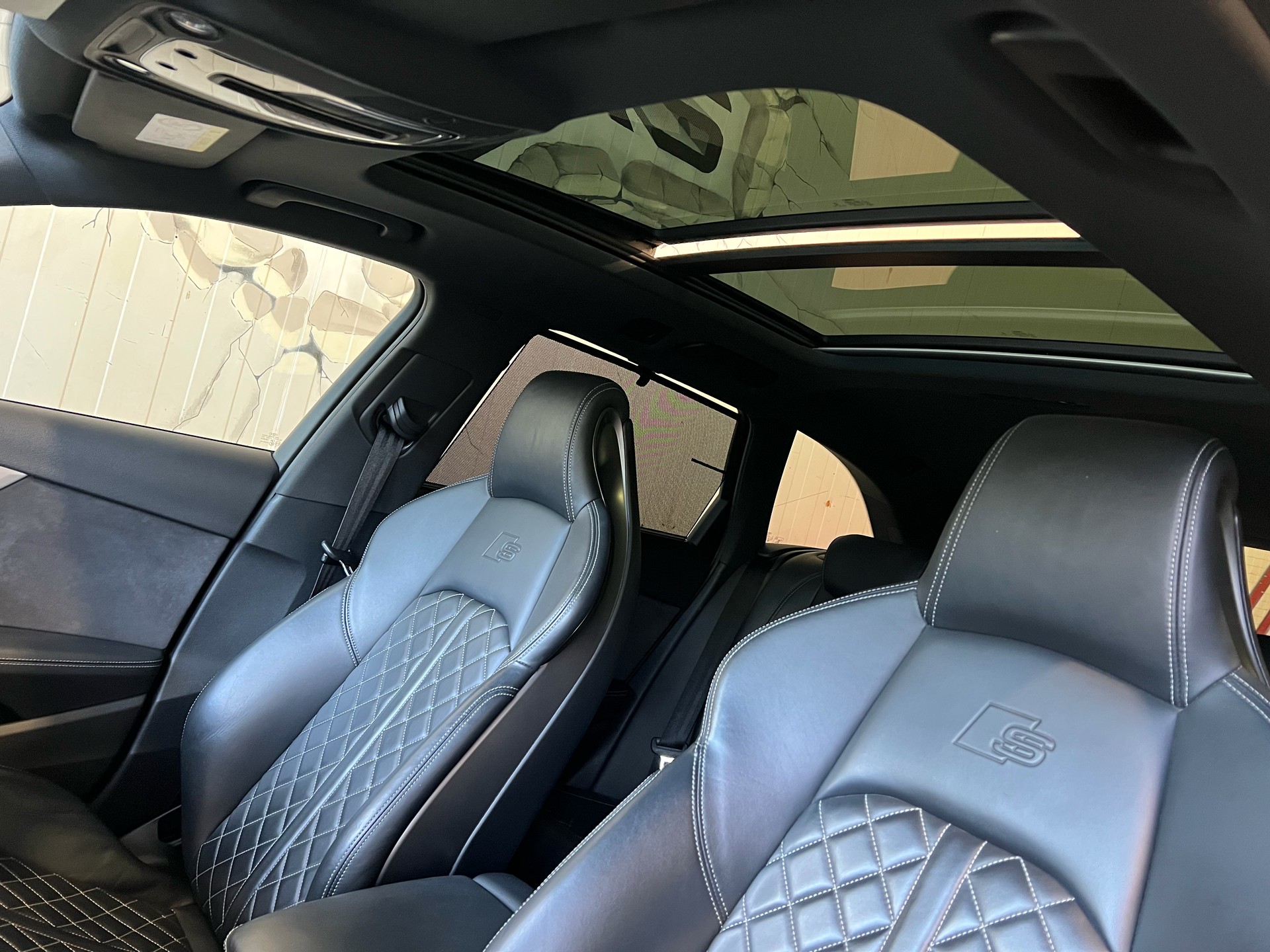 AUDI S4 Avant 3.0 TFSI quattro tiptronic-image-14