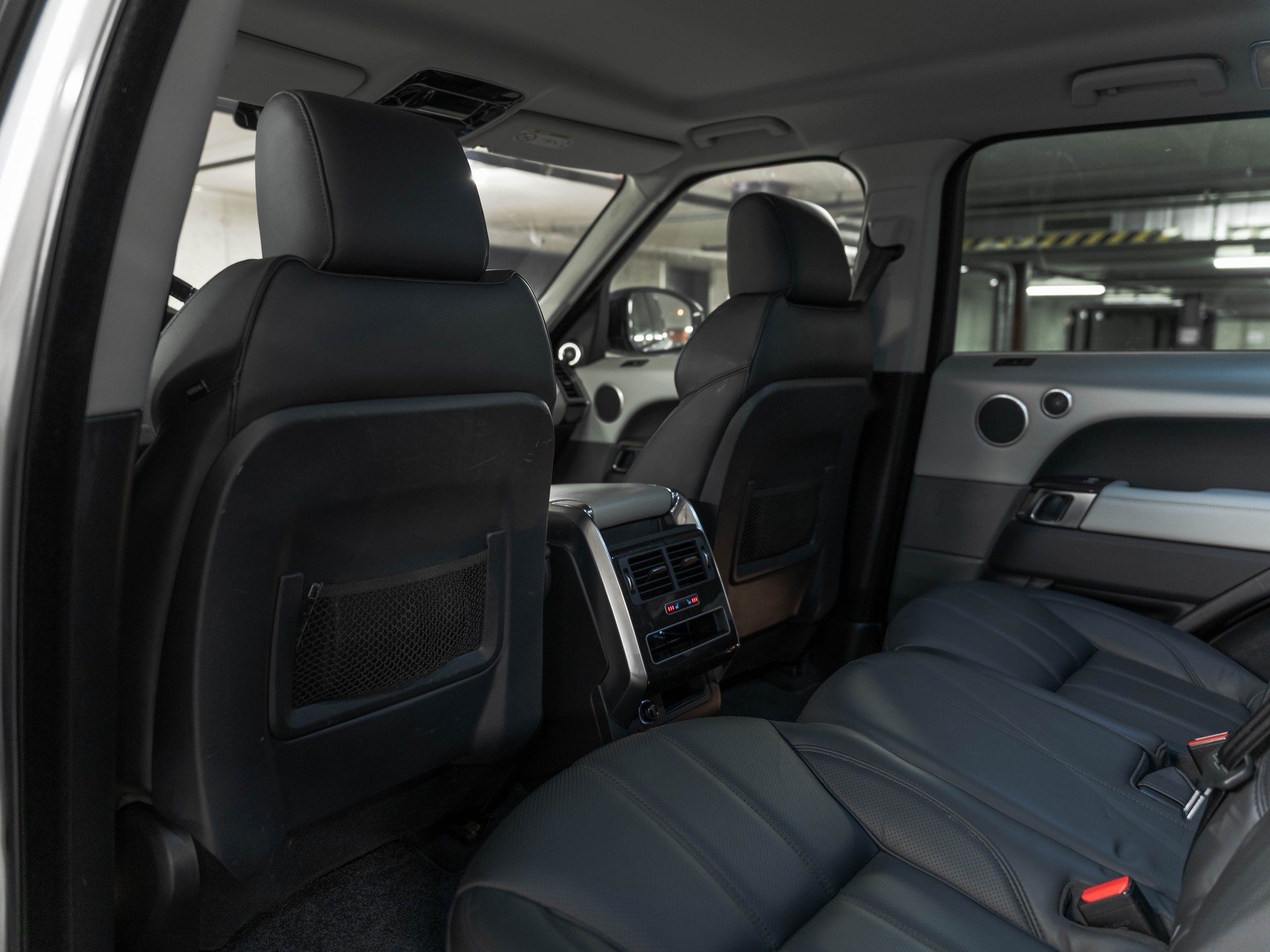 LAND ROVER Range Rover Sport 3.0 SDV6 HSE Dynamic Automatic-image-30