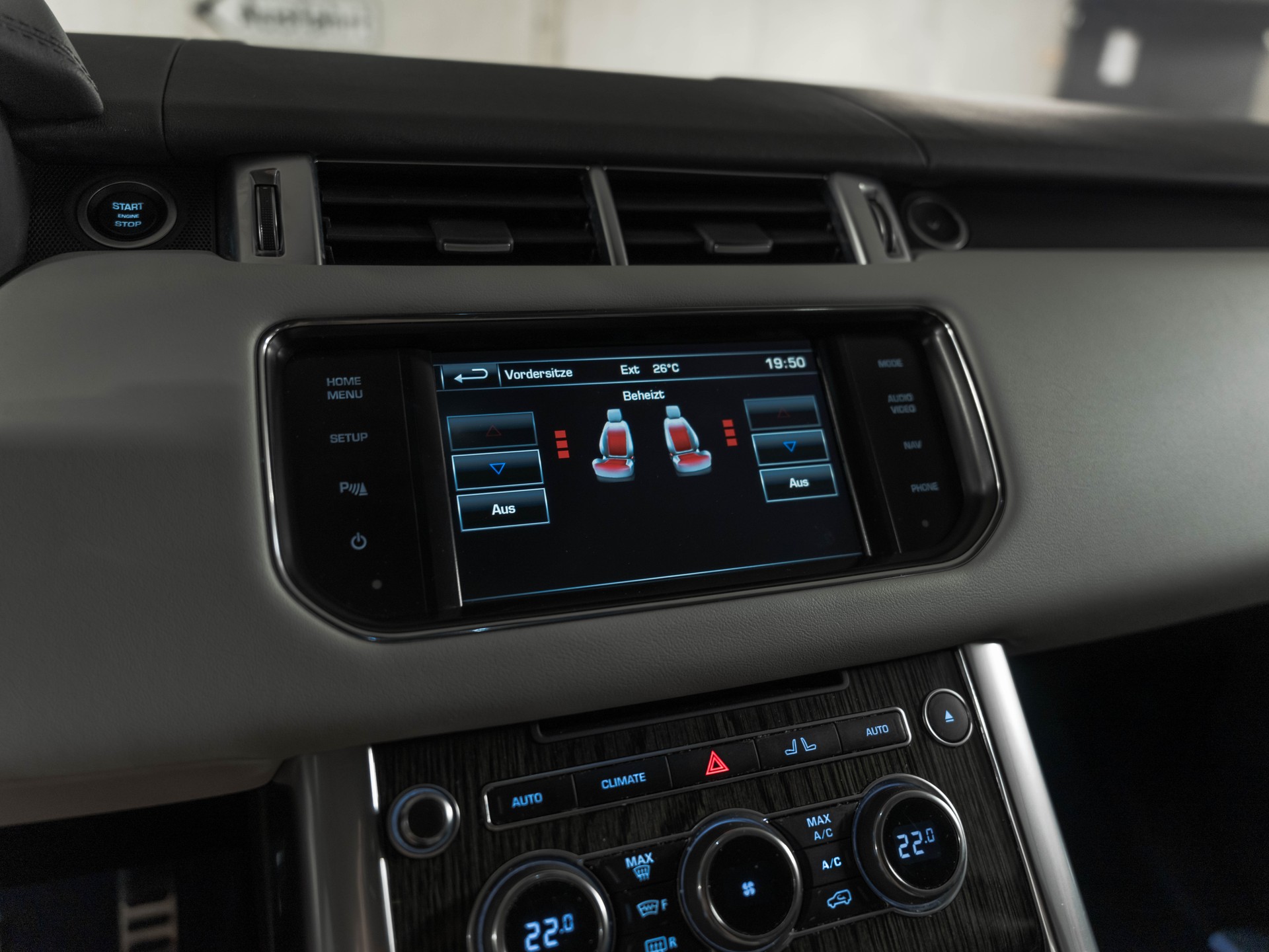 LAND ROVER Range Rover Sport 3.0 SDV6 HSE Dynamic Automatic-image-22