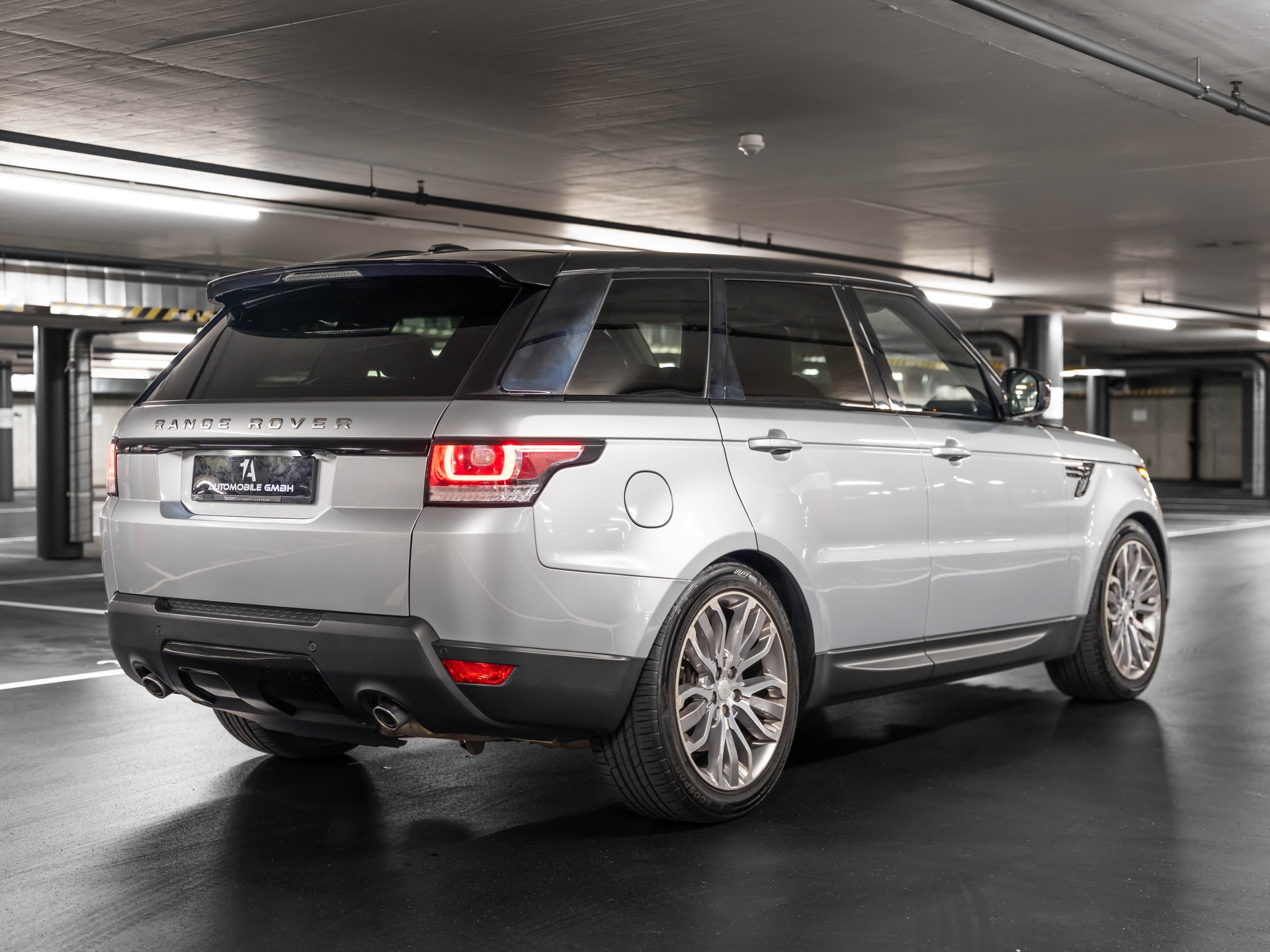 LAND ROVER Range Rover Sport 3.0 SDV6 HSE Dynamic Automatic-image-9