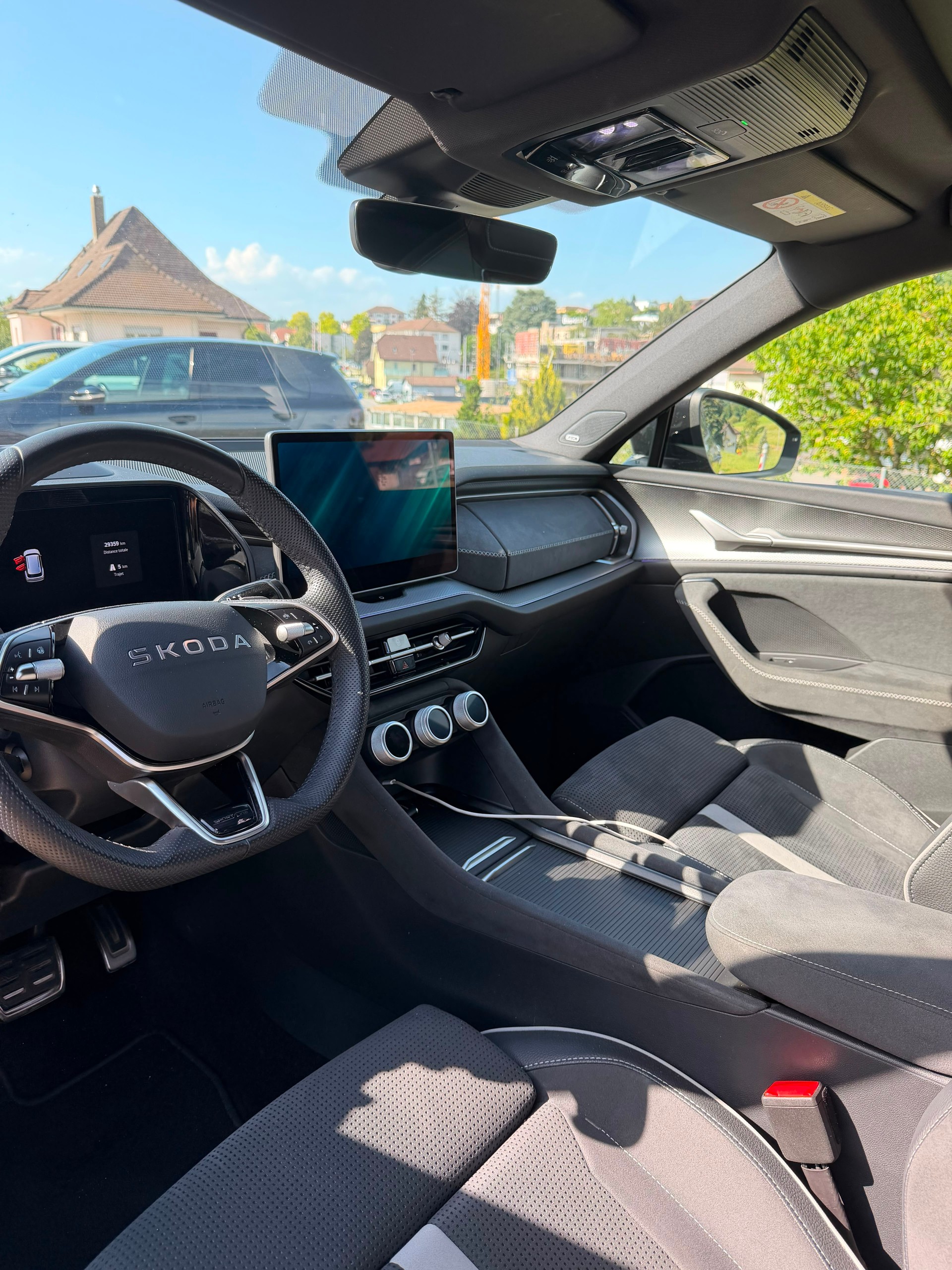 SKODA 2.0 TSI SportLine-image-3