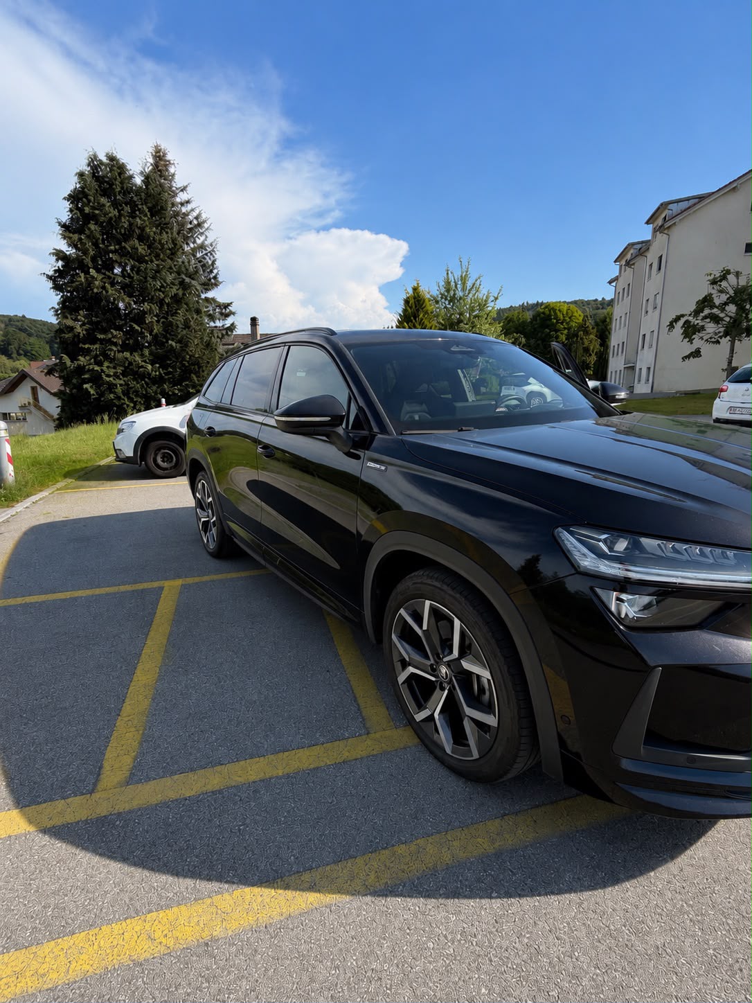 SKODA 2.0 TSI SportLine-image-1
