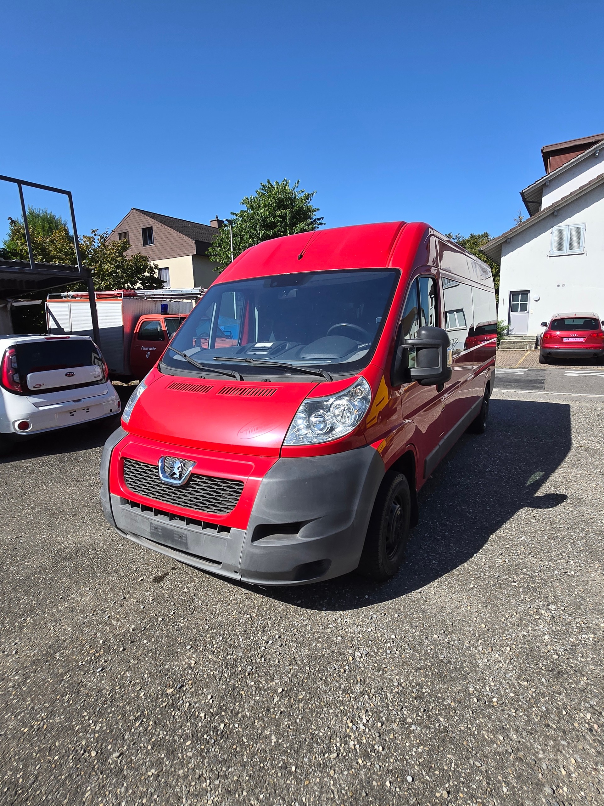 PEUGEOT Boxer 2.2 HDI 335 L3H3