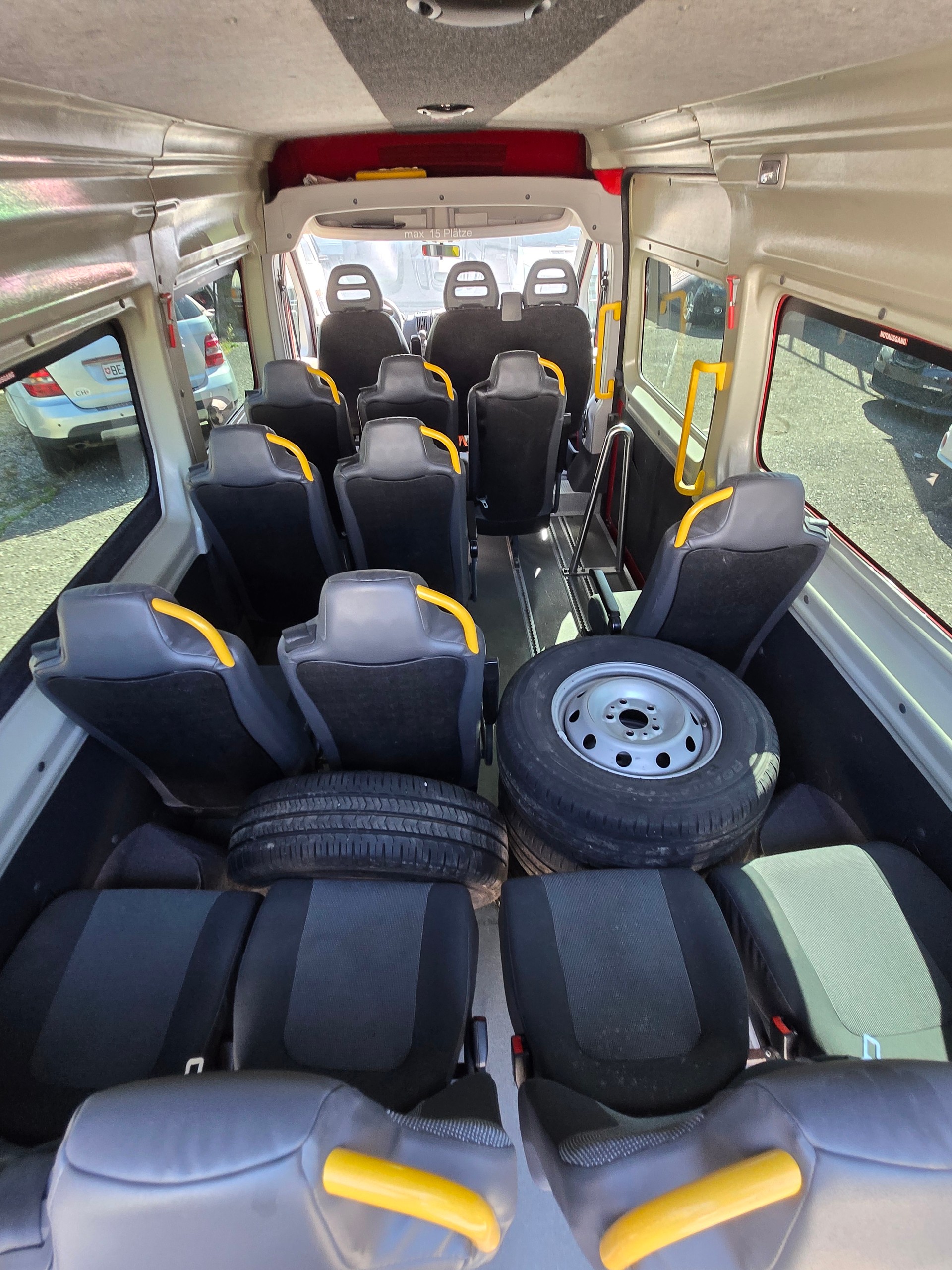 PEUGEOT Boxer 2.2 HDI 335 L3H3-image-15