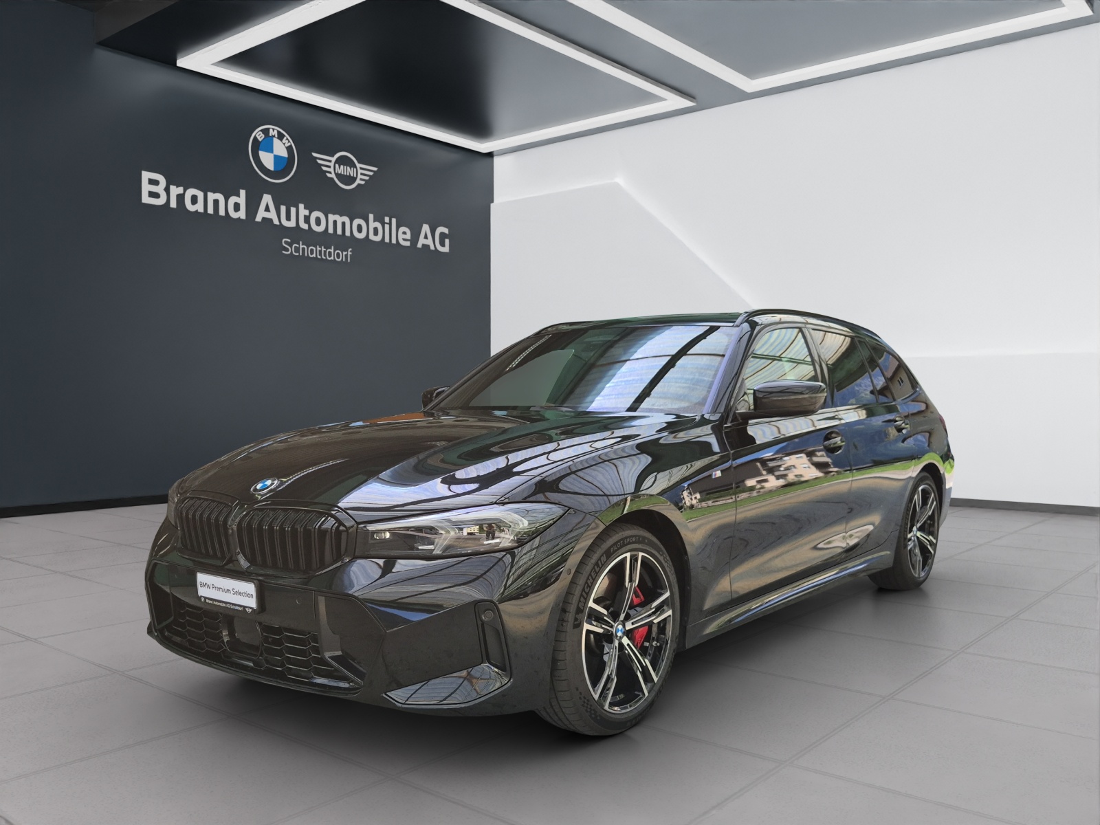 BMW 320d xDrive SAG Touring-image-0