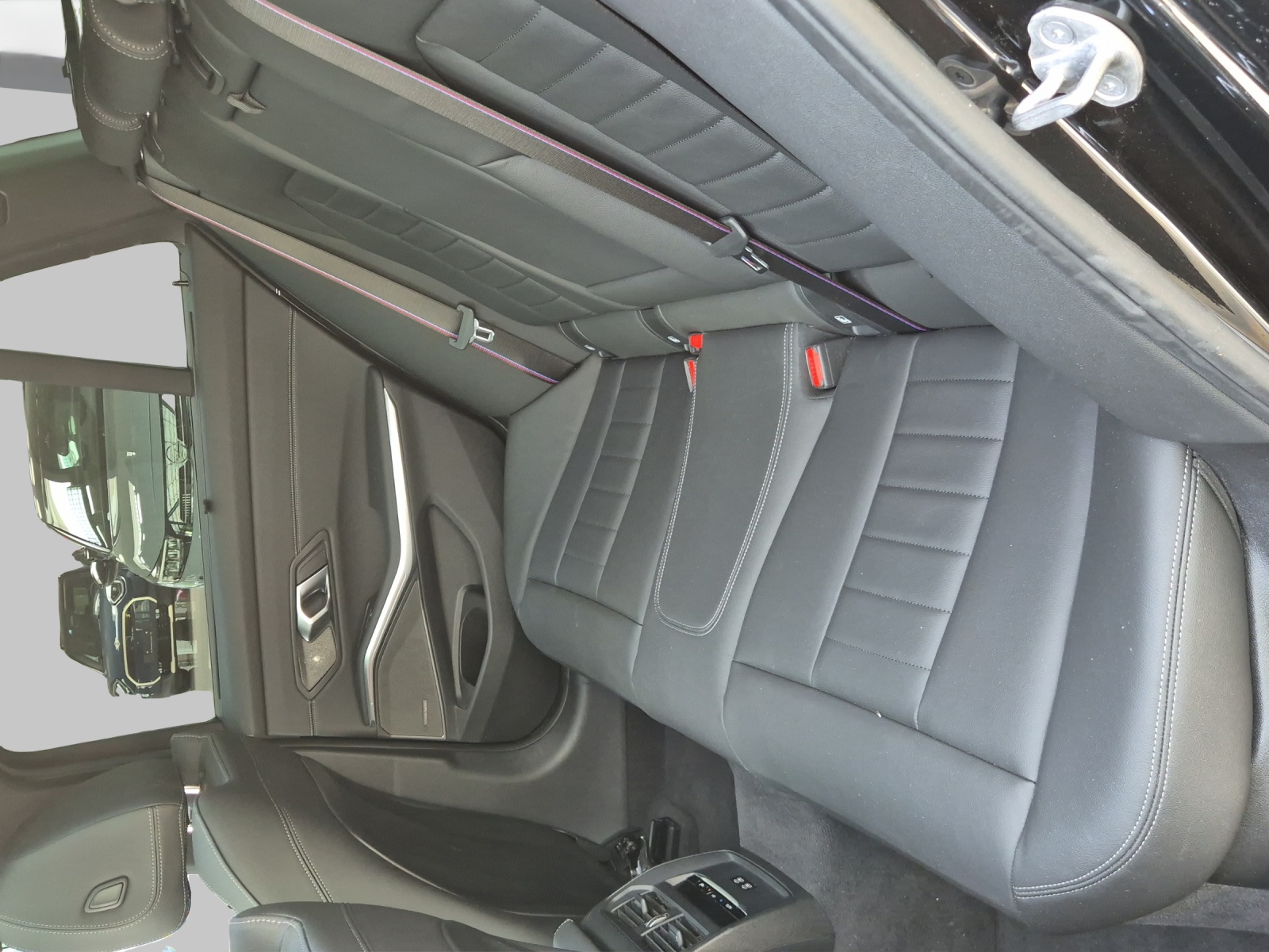 BMW 320d xDrive SAG Touring-image-11