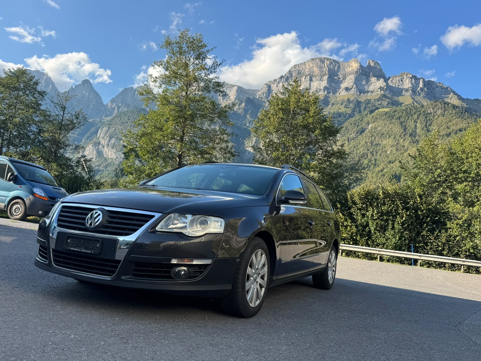 VW Passat Variant 2.0 TDI Comfortline 4Motion-image-0