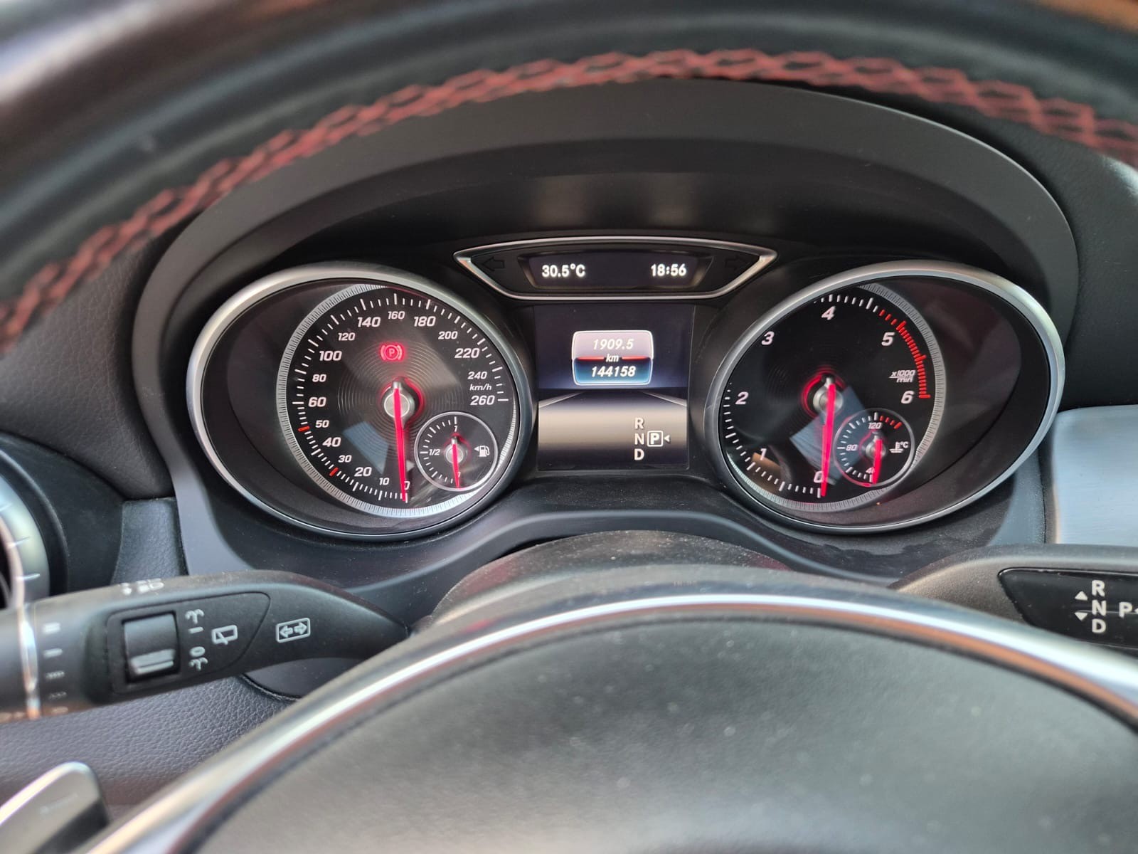 MERCEDES-BENZ CLA Shooting Brake 200 d Swiss Star Ed. 4M 7G-DCT-image-5