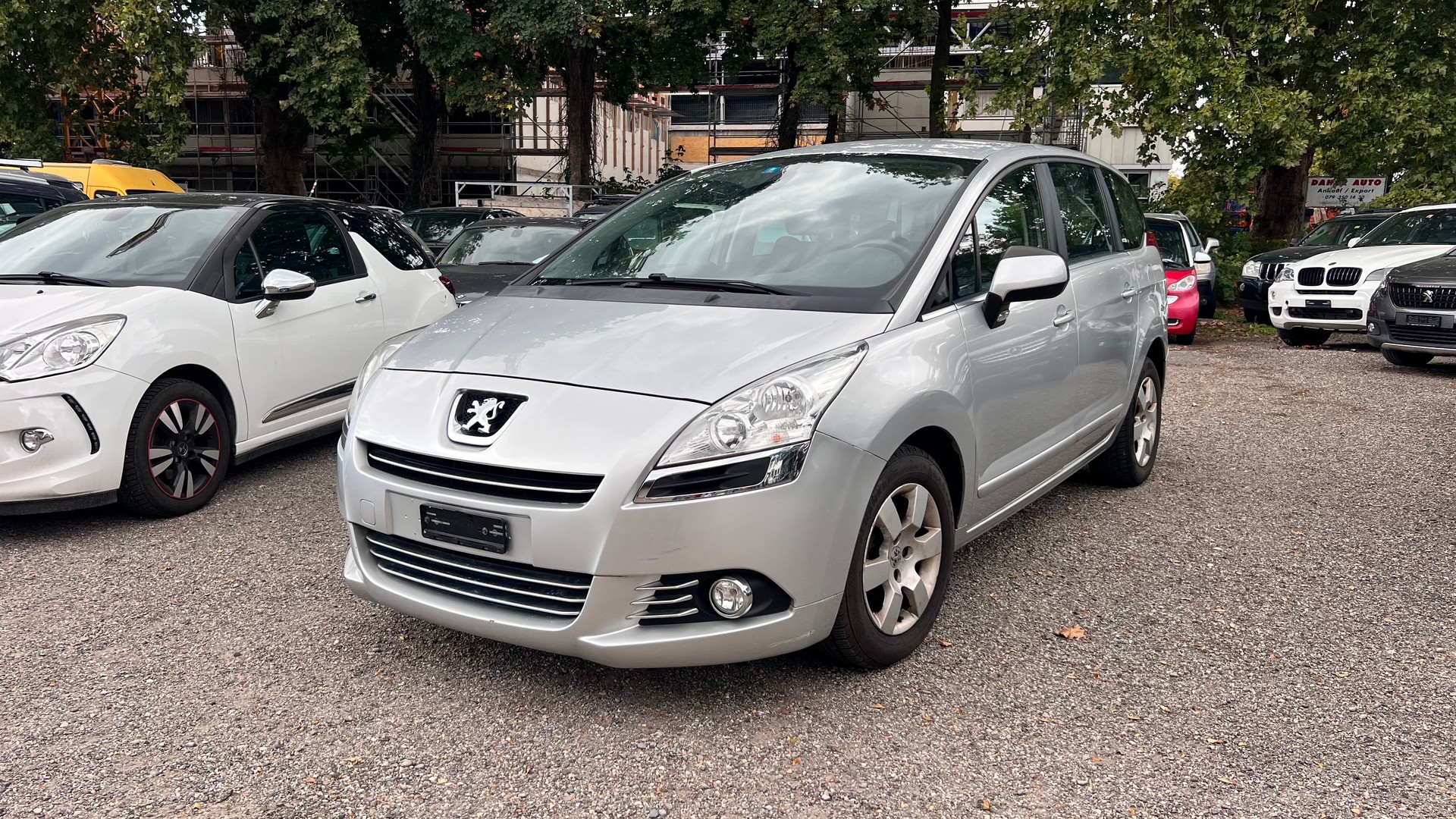 PEUGEOT 5008 1.6 16V VTI Business-image-0
