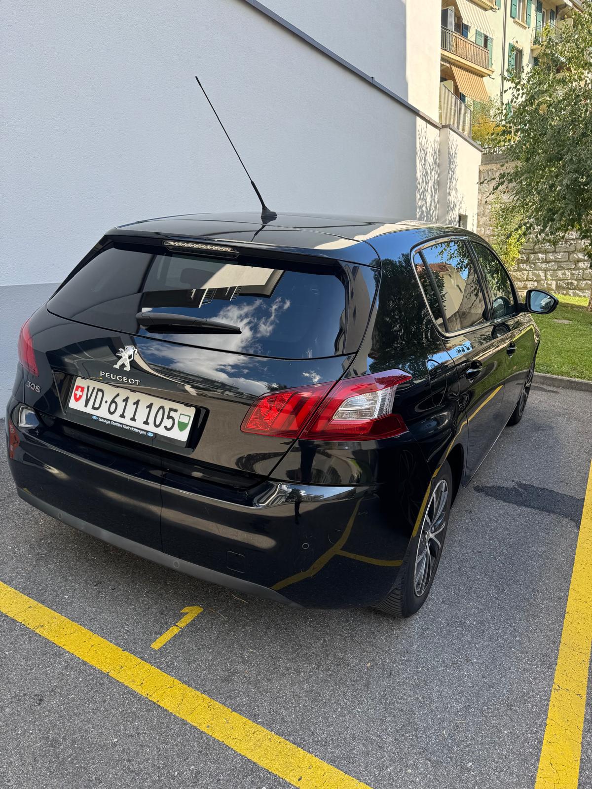 PEUGEOT 1.6 THP 155 Allure-image-3
