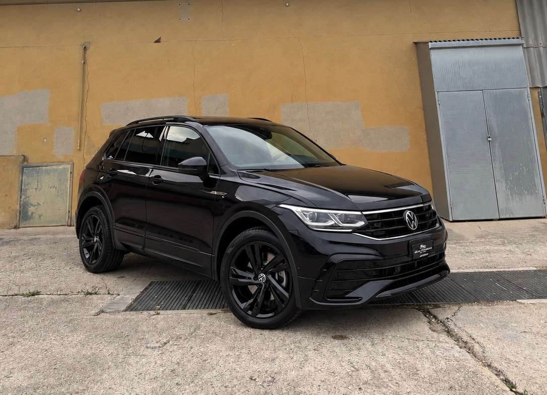 VW Tiguan 2.0TSI R-Line 4Motion DSG-image-0