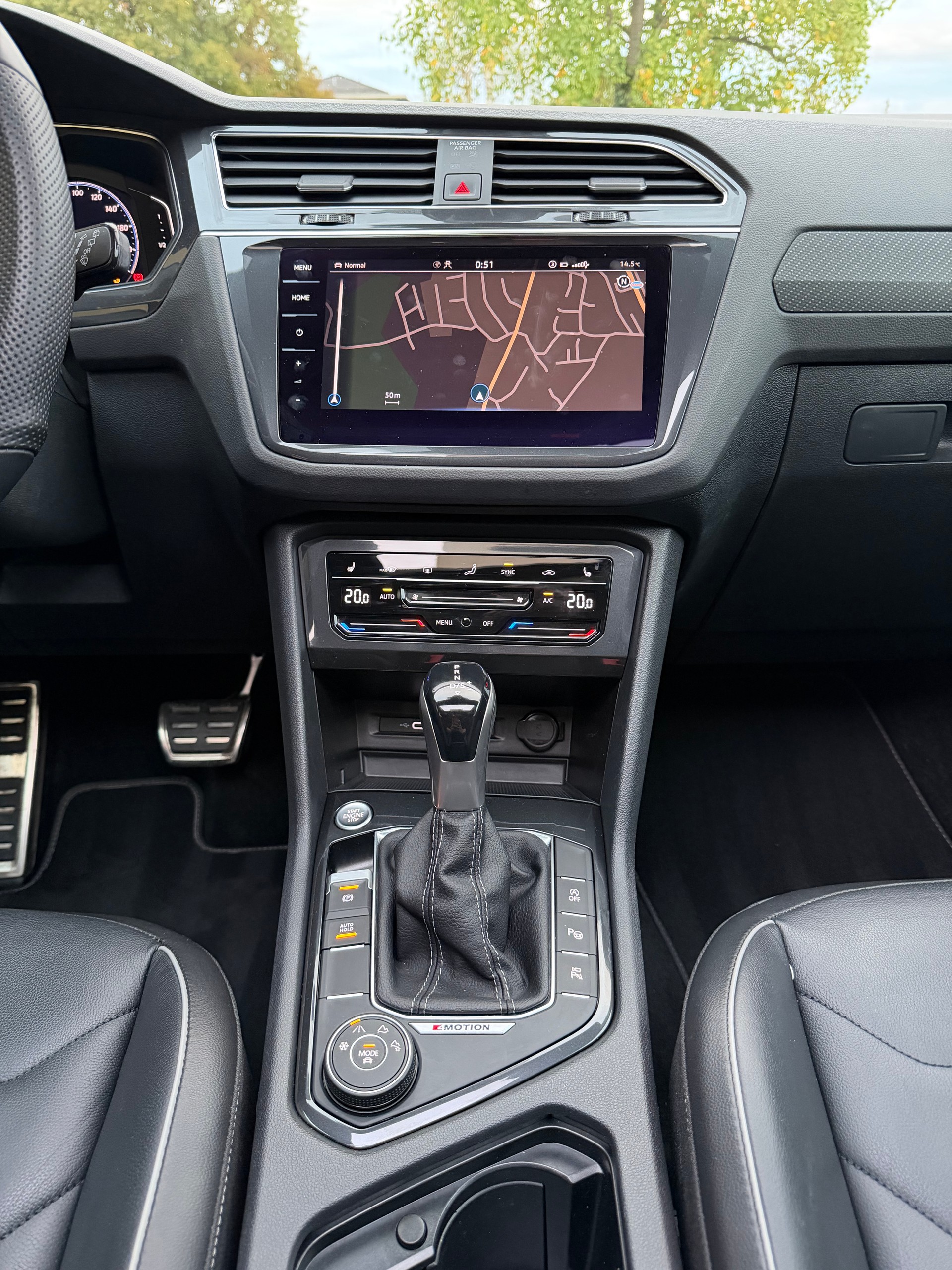 VW Tiguan 2.0TSI R-Line 4Motion DSG-image-14