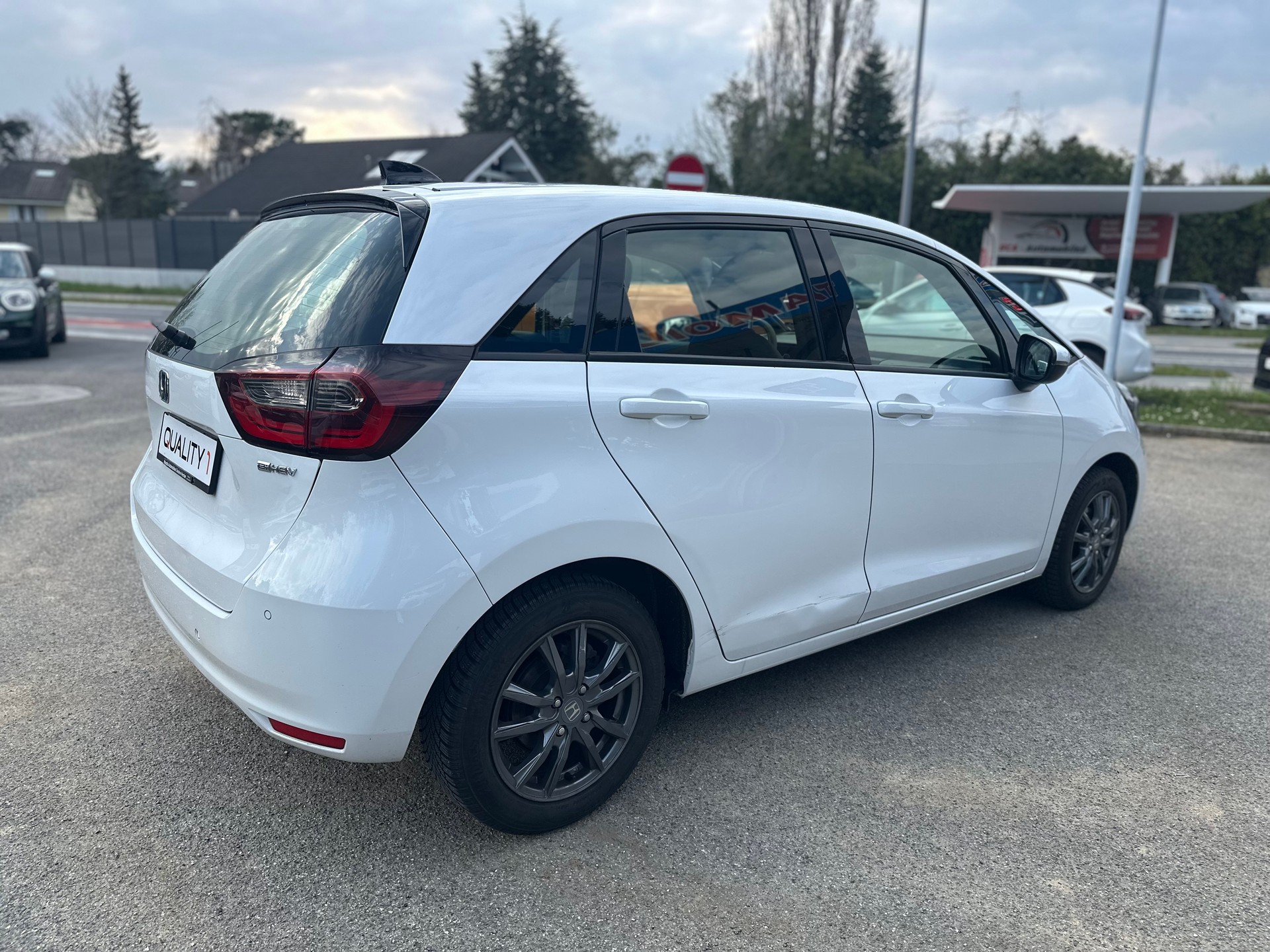 HONDA Jazz 1.5i-MMD Comfort E-CVT-image-4