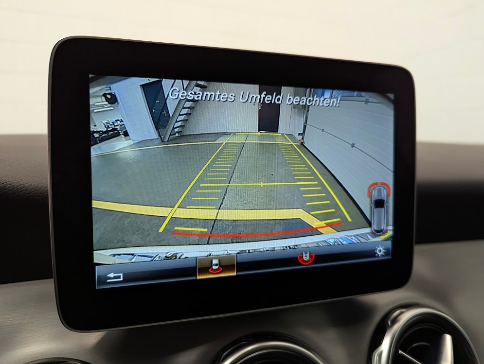 MERCEDES-BENZ GLA 220 d AMG Line 4Matic 7G-DCT*CH-AUTO HARMAN/KARDON NAVI CAM VOLL-LED KEYLESS MEMORY ELEKTR.HECK*-image-19