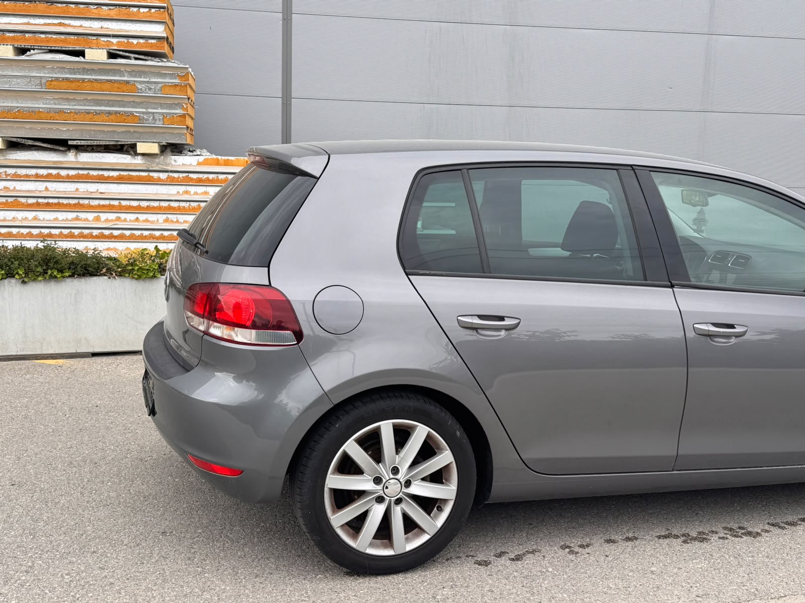 VW Golf 2.0 TDI Highline-image-8