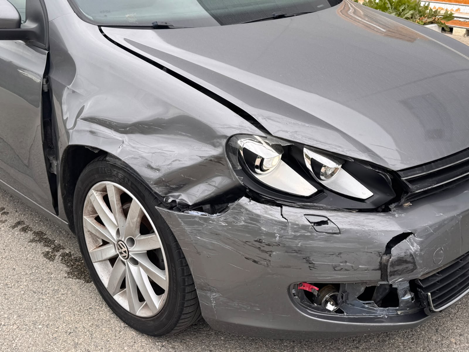 VW Golf 2.0 TDI Highline-image-11