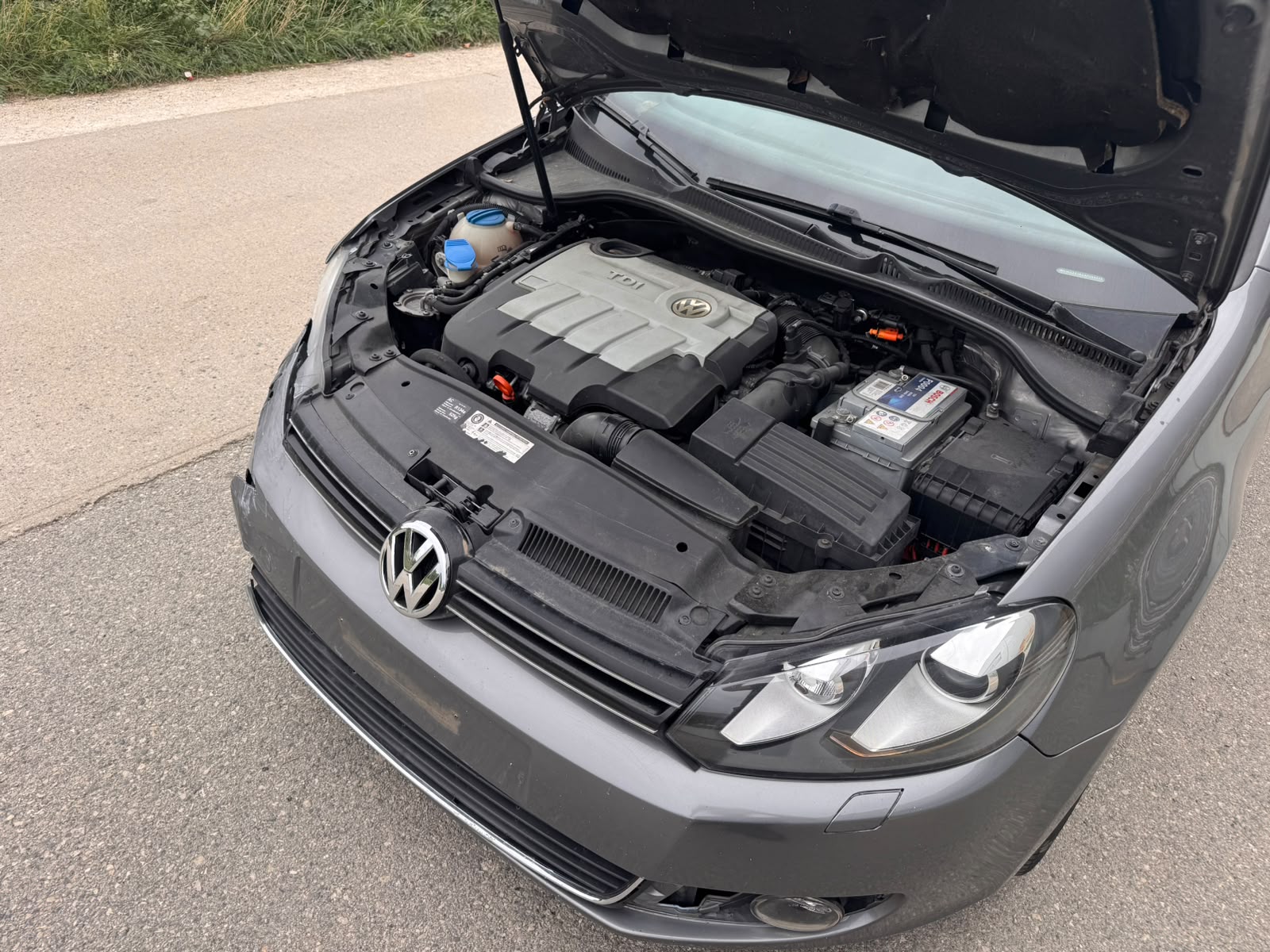 VW Golf 2.0 TDI Highline-image-14