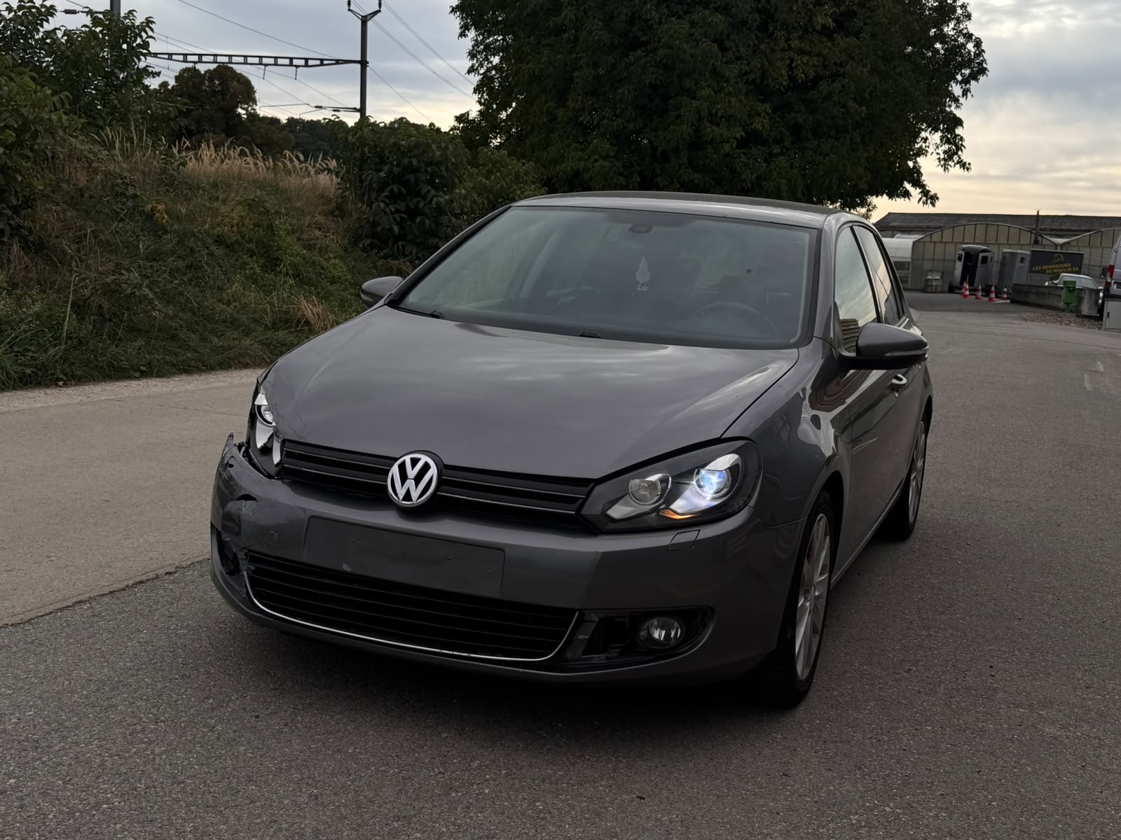 VW Golf 2.0 TDI Highline-image-3