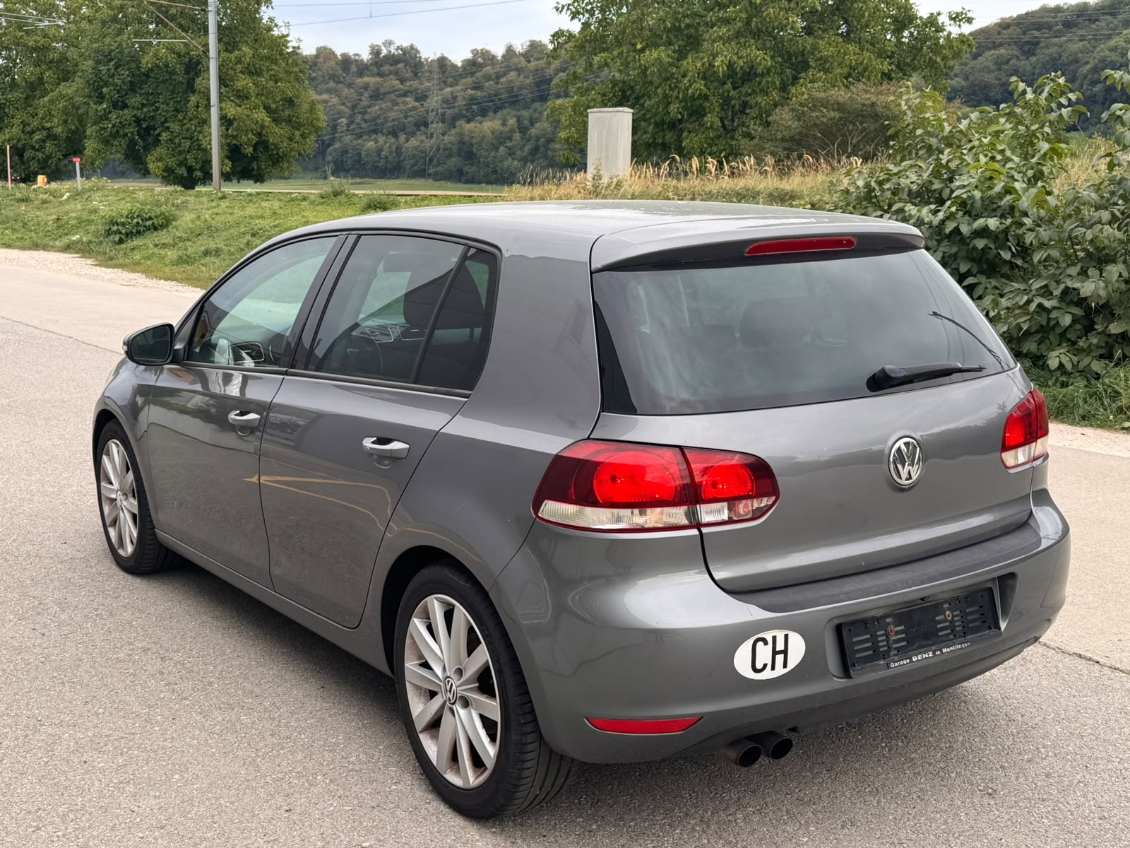 VW Golf 2.0 TDI Highline-image-5