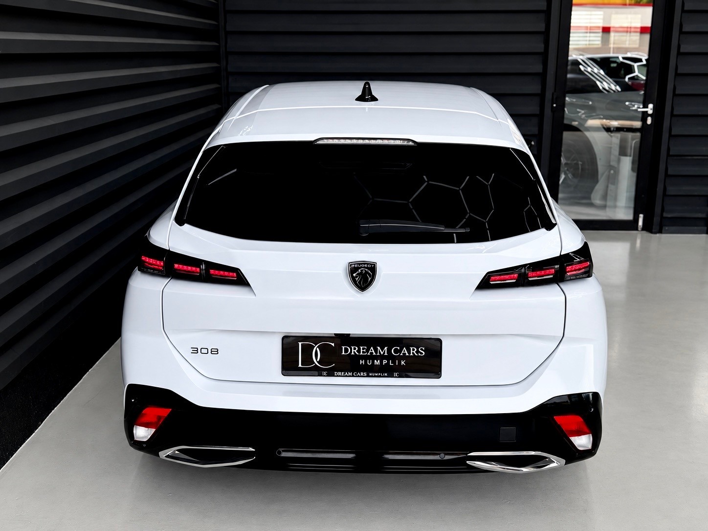 PEUGEOT 308 SW 1.5 BlueHDI Allure EAT8-image-6