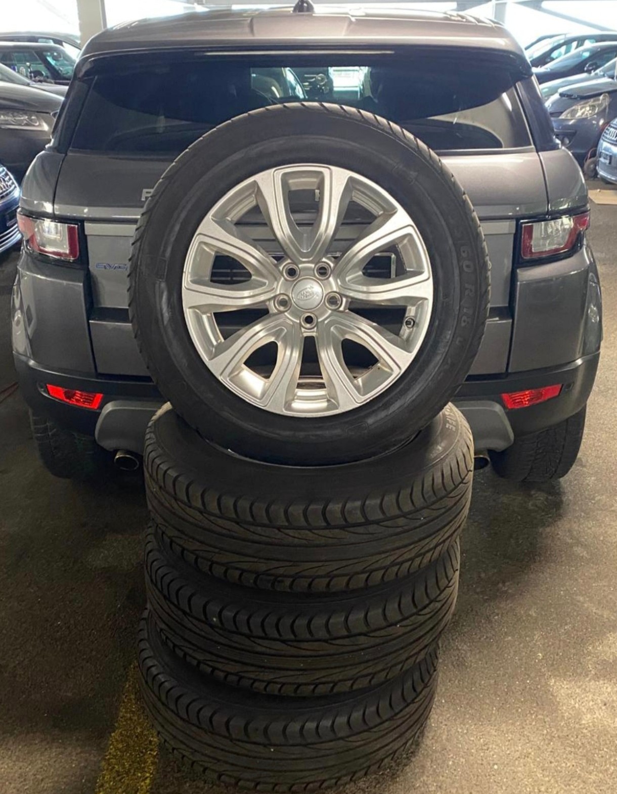 LAND ROVER Range Rover Evoque 2.0 TD4 Pure-image-9