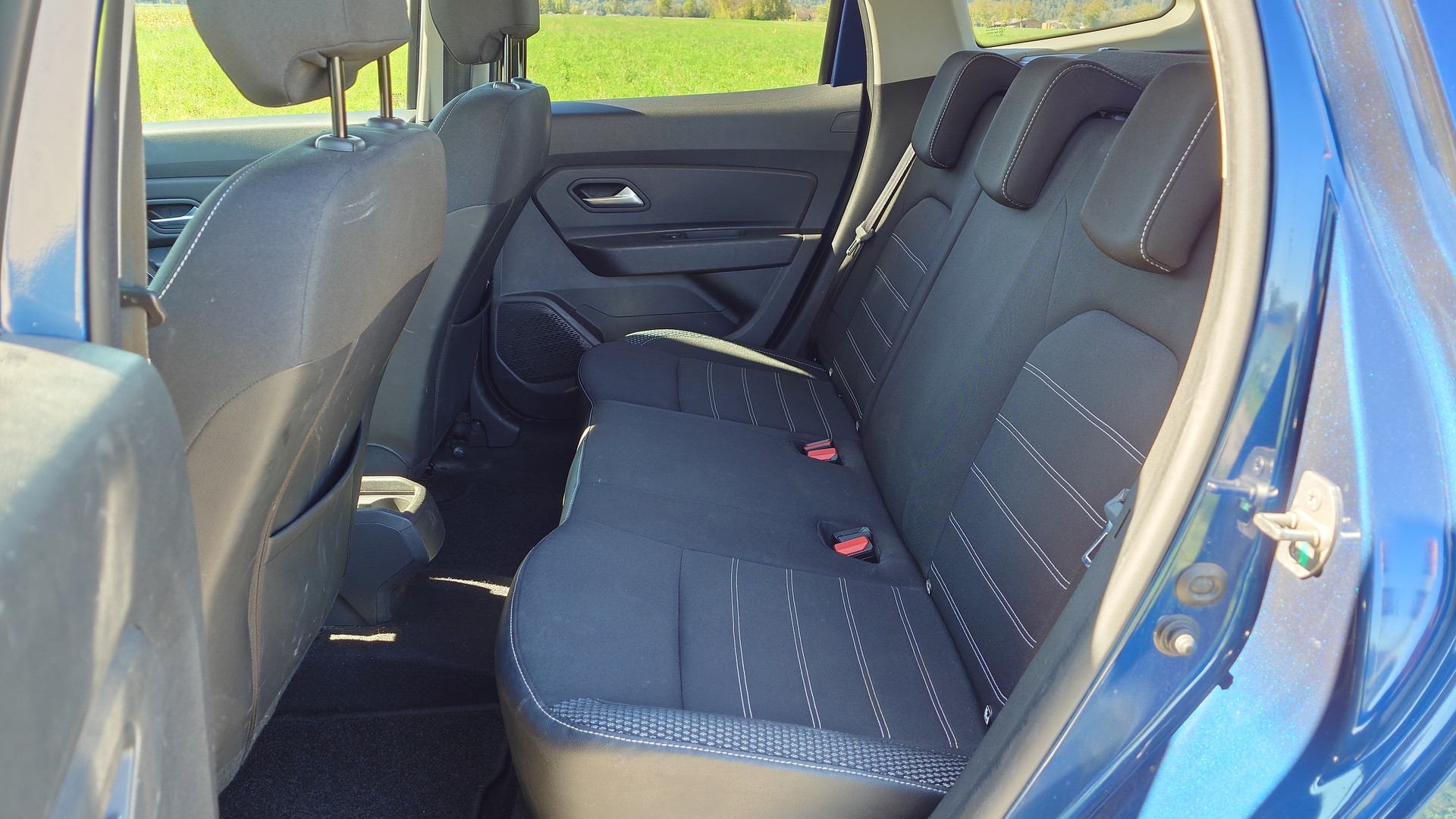 DACIA Duster SCe 115 Prestige 4x4-image-14