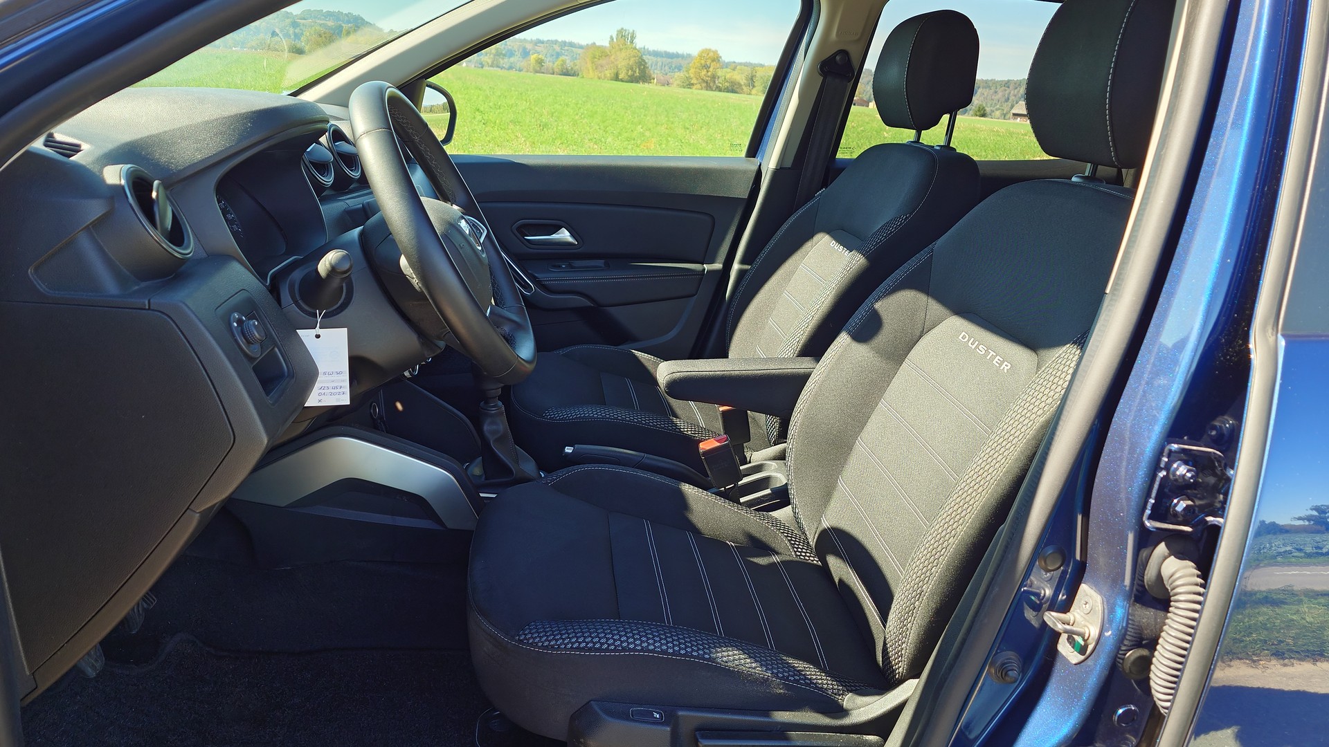 DACIA Duster SCe 115 Prestige 4x4-image-11