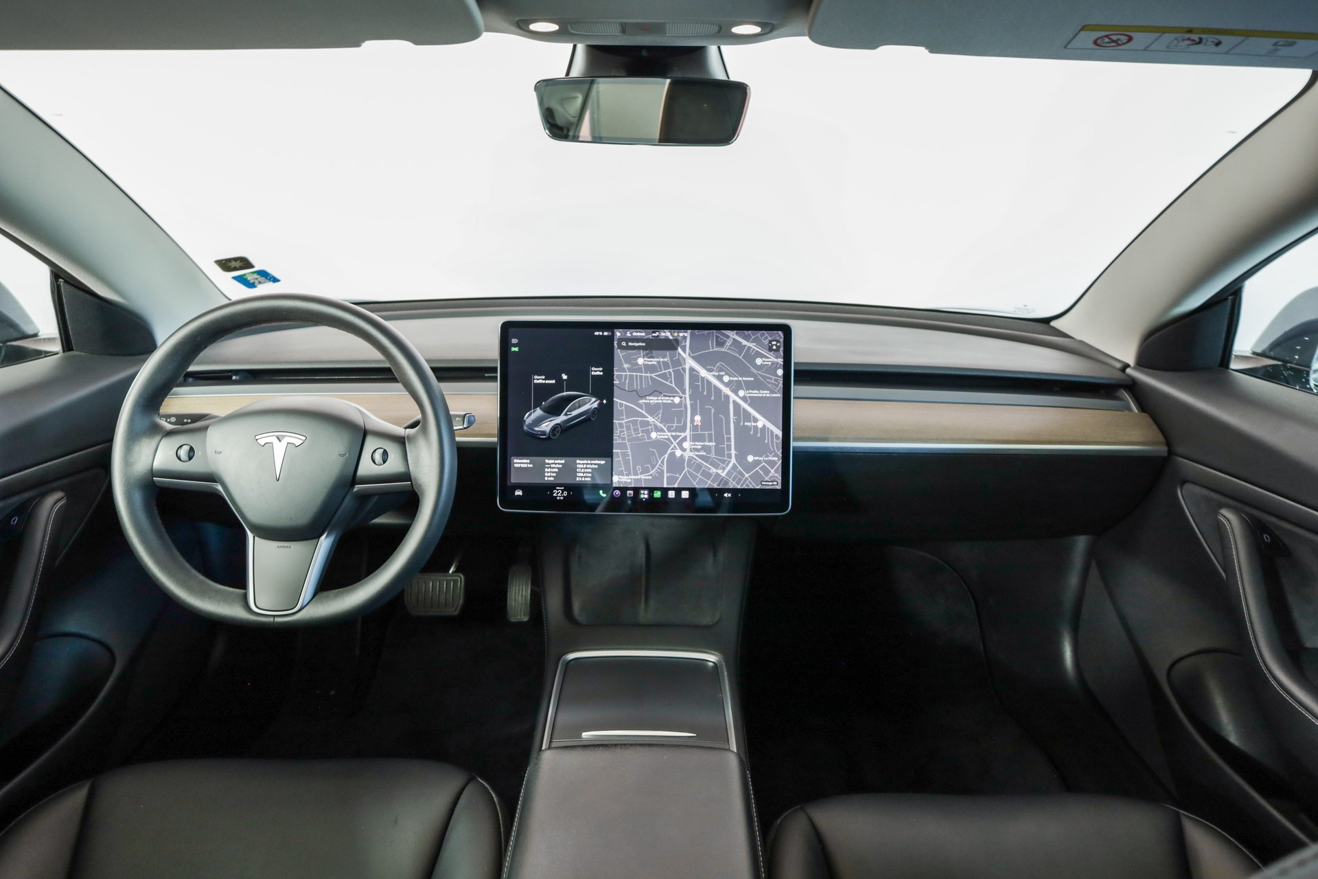 TESLA Model 3 Midnight Grey-image-7