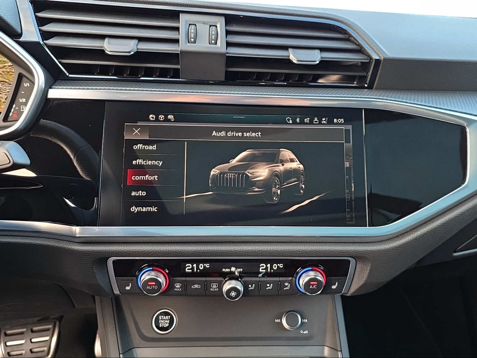 AUDI Q3 35 TFSI S line Attraction S-tronic-image-8