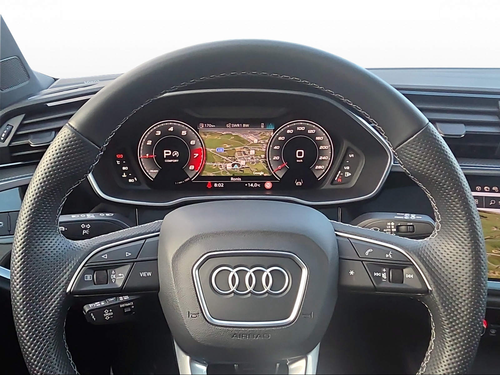AUDI Q3 35 TFSI S line Attraction S-tronic-image-4