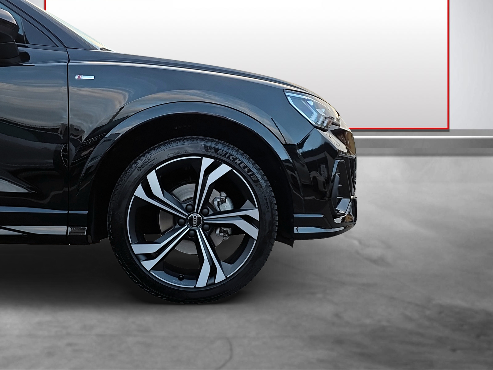 AUDI Q3 35 TFSI S line Attraction S-tronic-image-14
