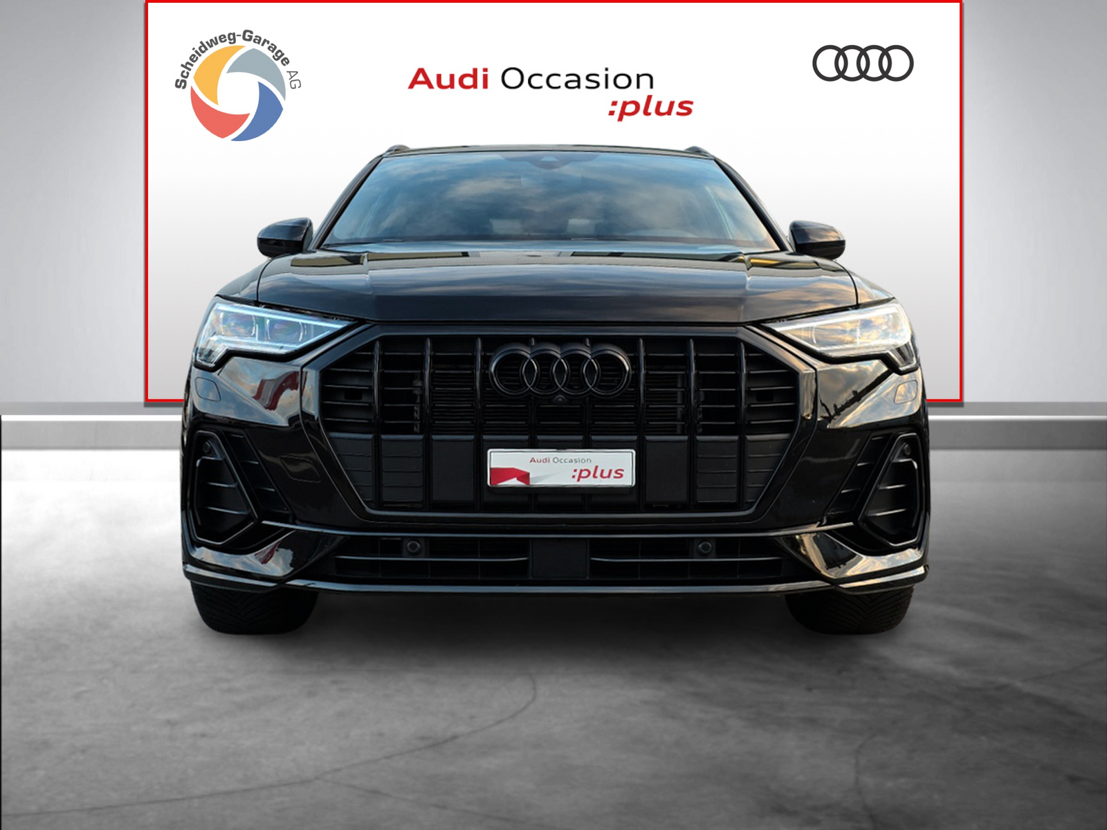 AUDI Q3 35 TFSI S line Attraction S-tronic-showroom-element-1