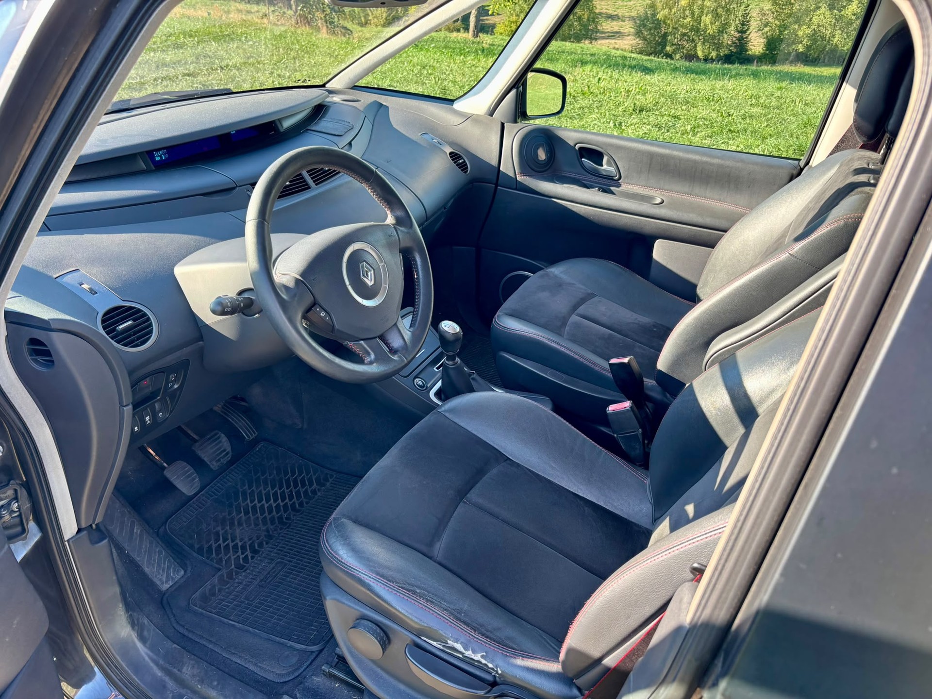 RENAULT Espace 2.0 Turbo Dynamique-image-4