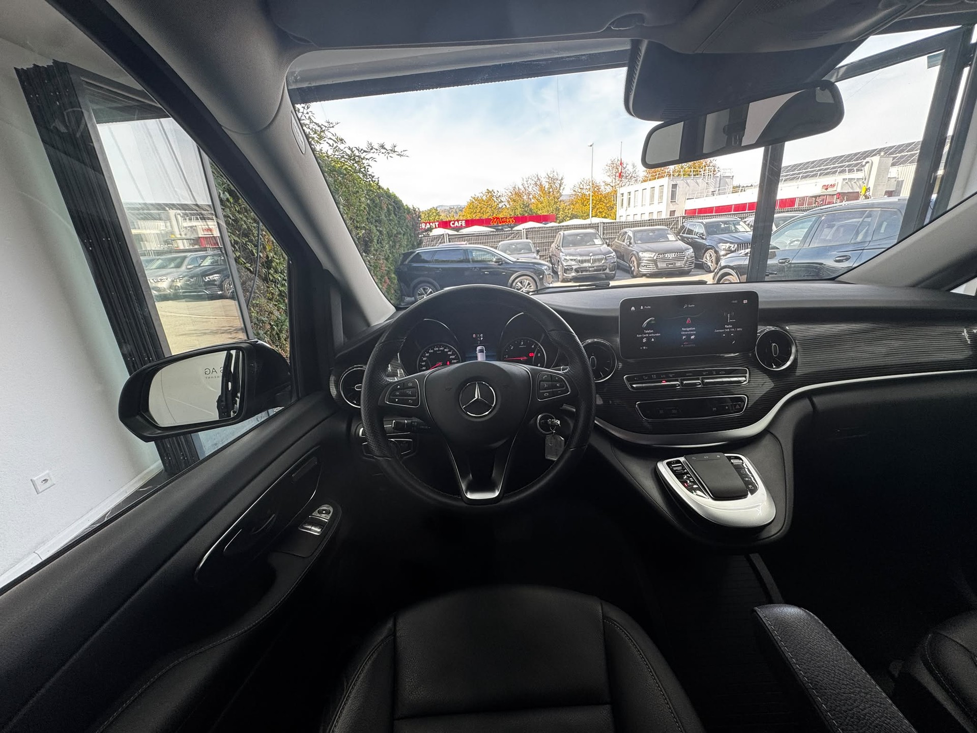MERCEDES-BENZ V 250 d lang Avantgarde 4Matic G-Tronic | 2x Elektr. Schiebetüren | 10 Jahre Gratis-Service | Werksgarantie |-image-22