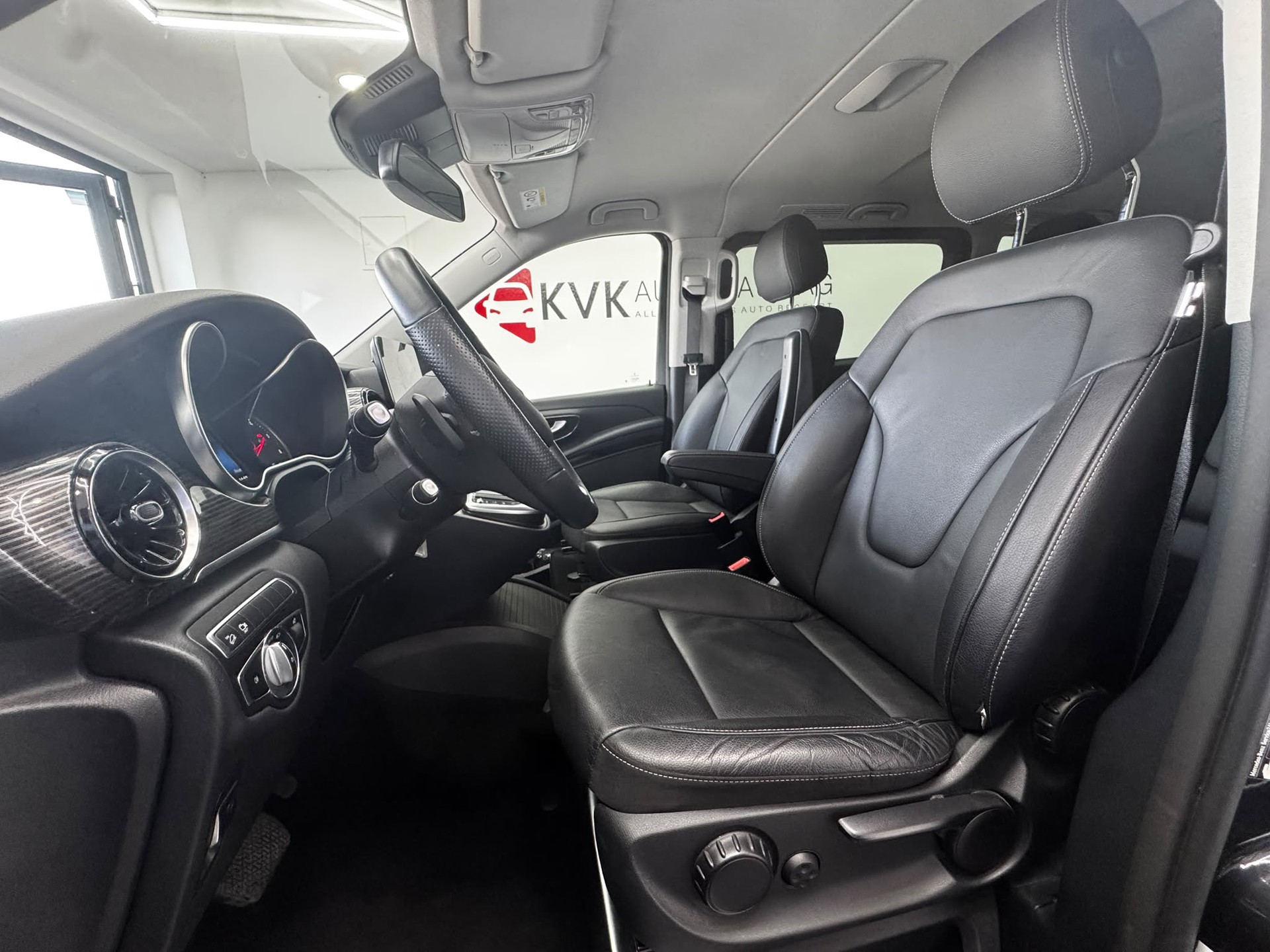 MERCEDES-BENZ V 250 d lang Avantgarde 4Matic G-Tronic | 2x Elektr. Schiebetüren | 10 Jahre Gratis-Service | Werksgarantie |-image-14