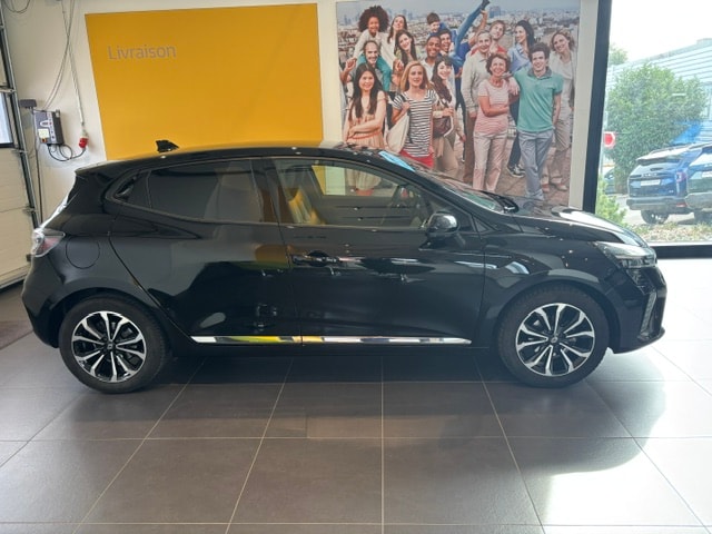 RENAULT Clio 1.0 Techno X-Tronic-showroom-element-1