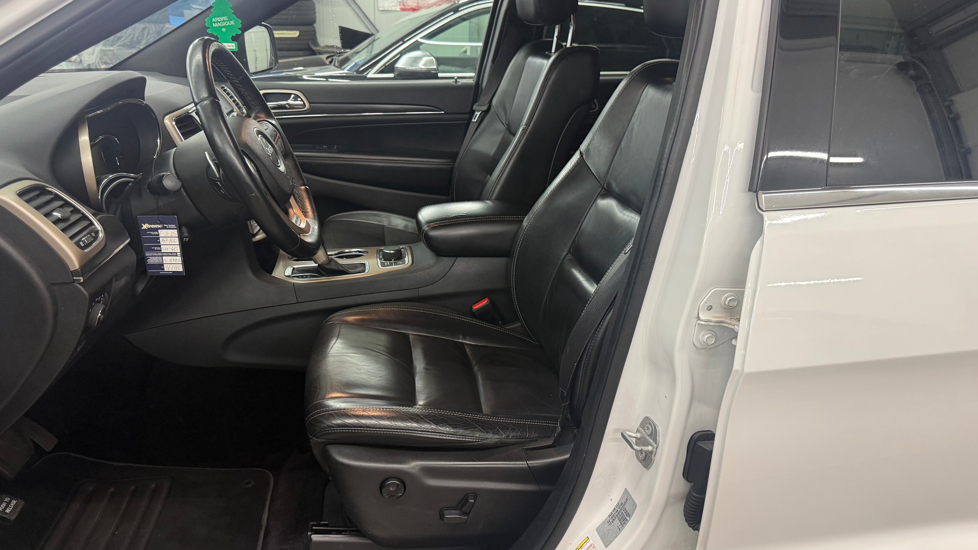 JEEP Grand Cherokee 3.0 CRD Limited Automatic-image-8