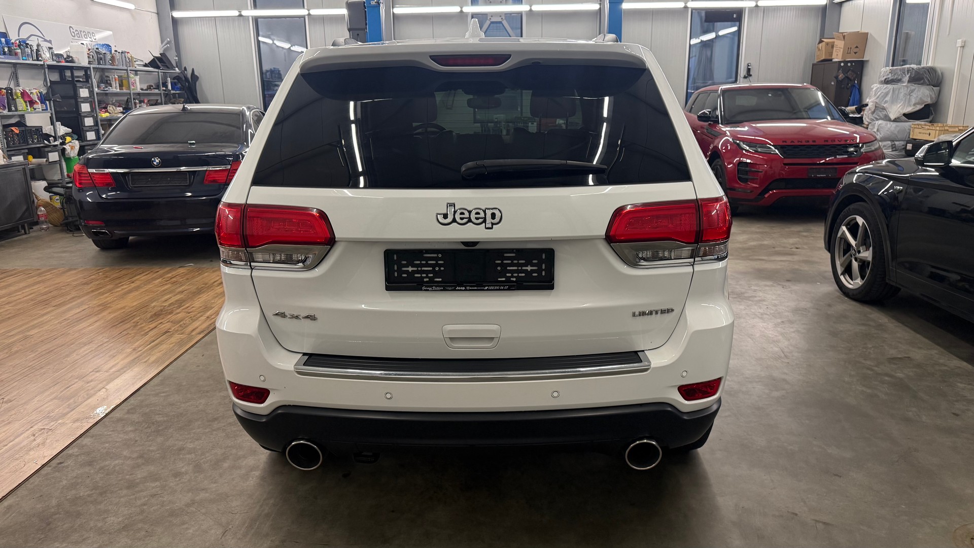JEEP Grand Cherokee 3.0 CRD Limited Automatic-image-4