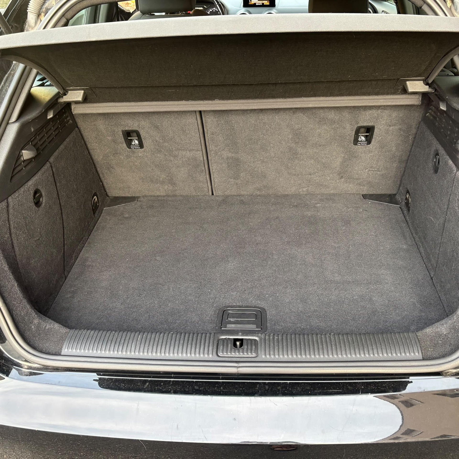 AUDI 2.0 TDI 150 Ambition quattro-image-5