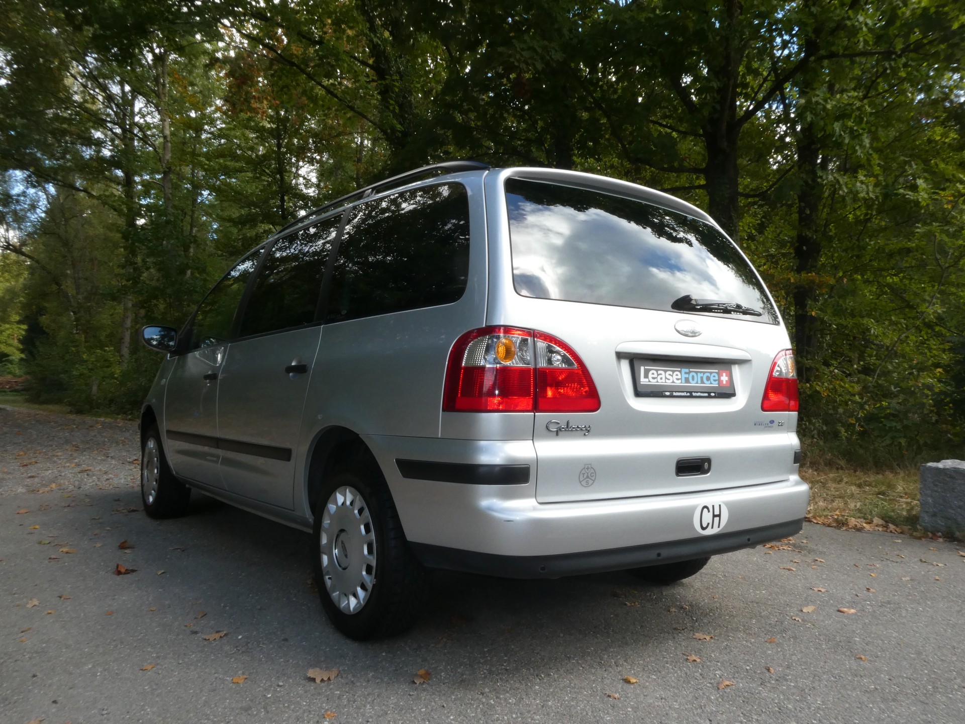 FORD Galaxy 2.3i 16V Trend-image-4