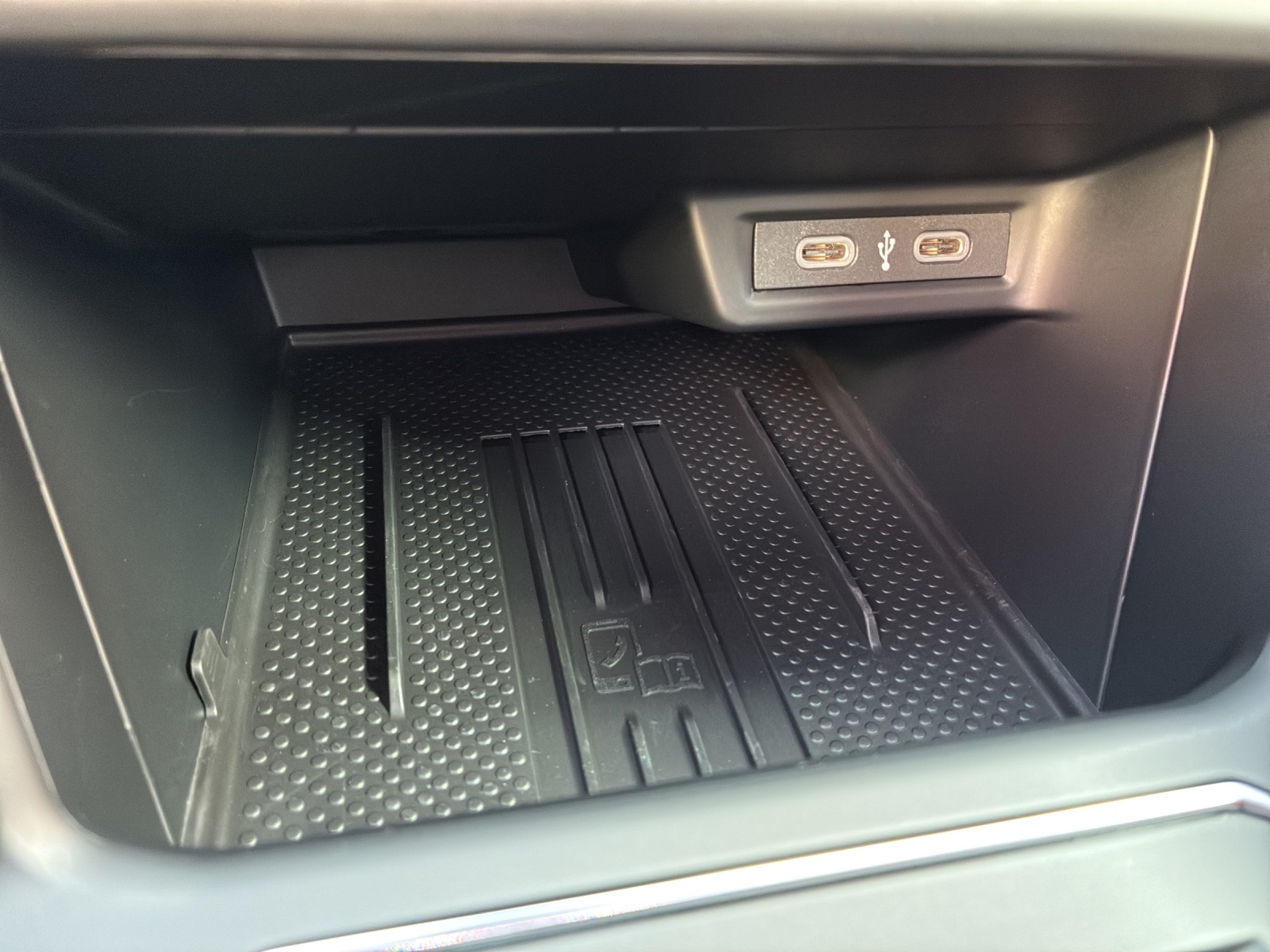 VW Polo 1.0 TSI R-Line United DSG-image-14