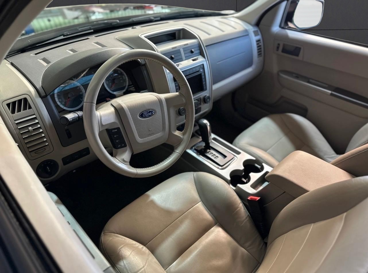 FORD FORD Escape Hybrid Automat-image-9