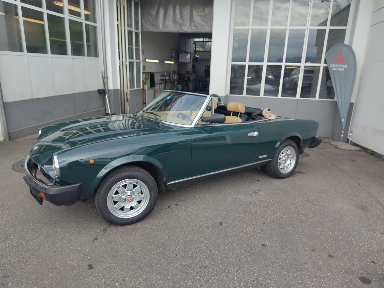 FIAT 124 DS-image-2