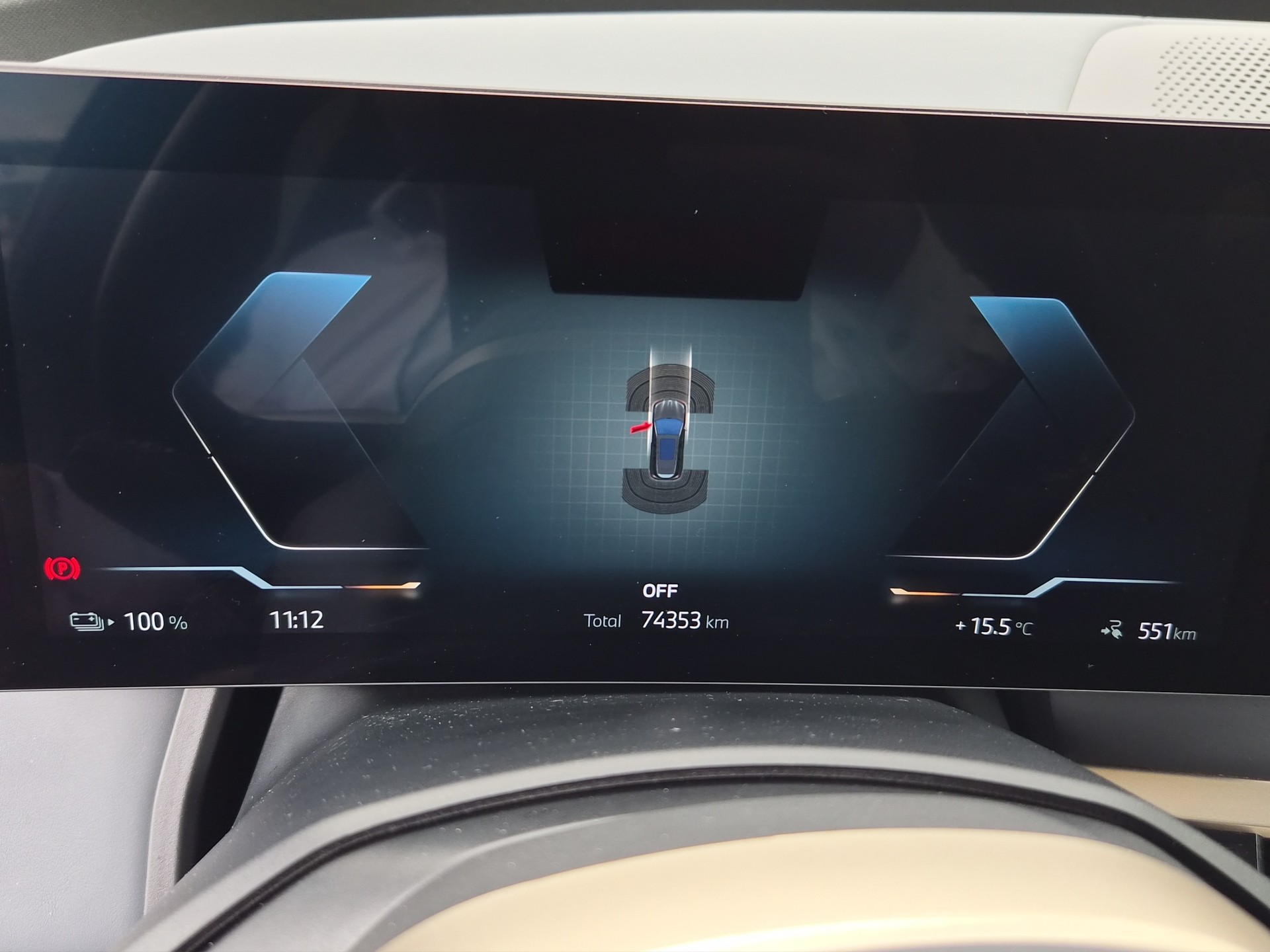 BMW iX xDrive50-image-15