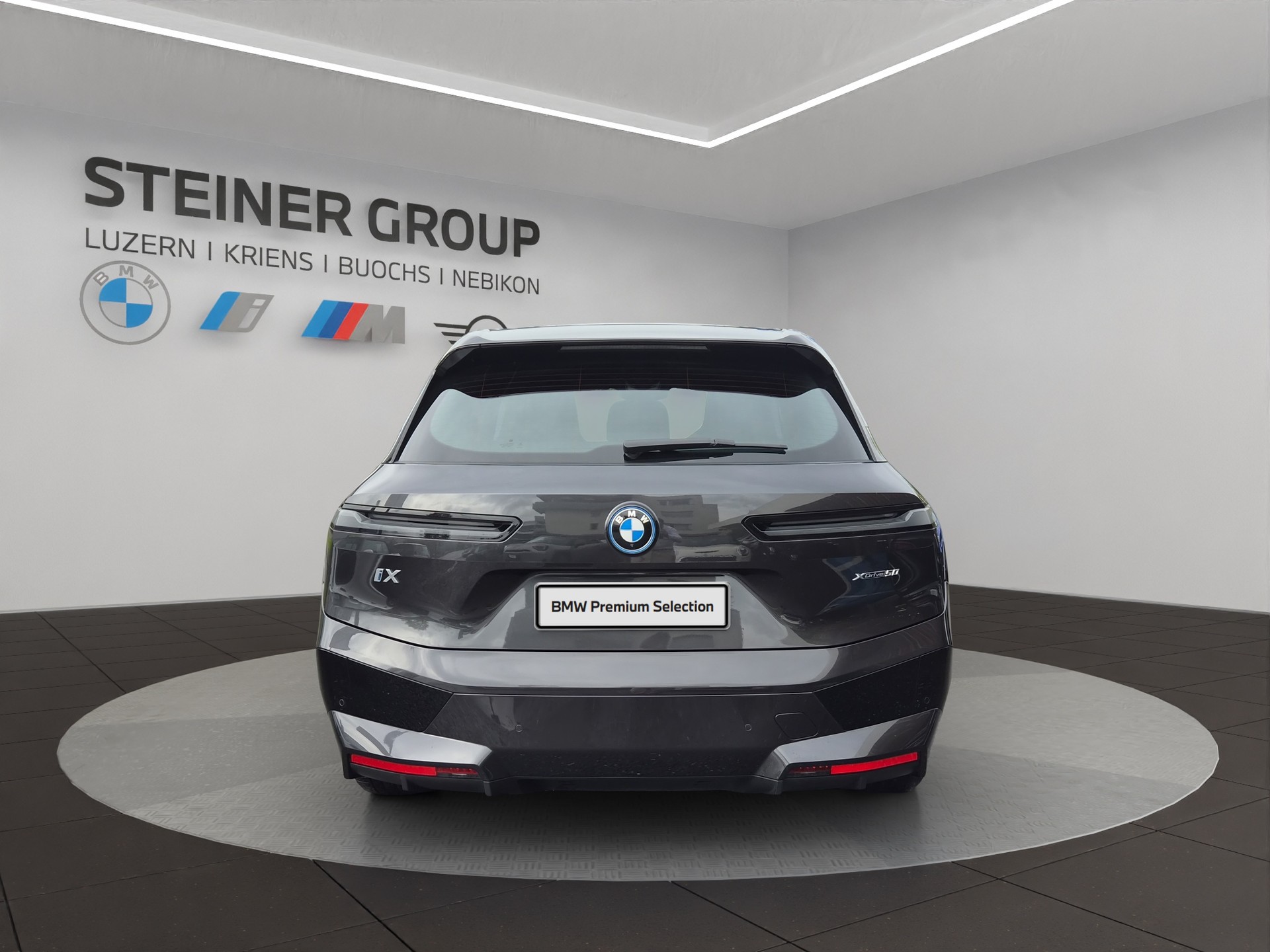 BMW iX xDrive50-image-6