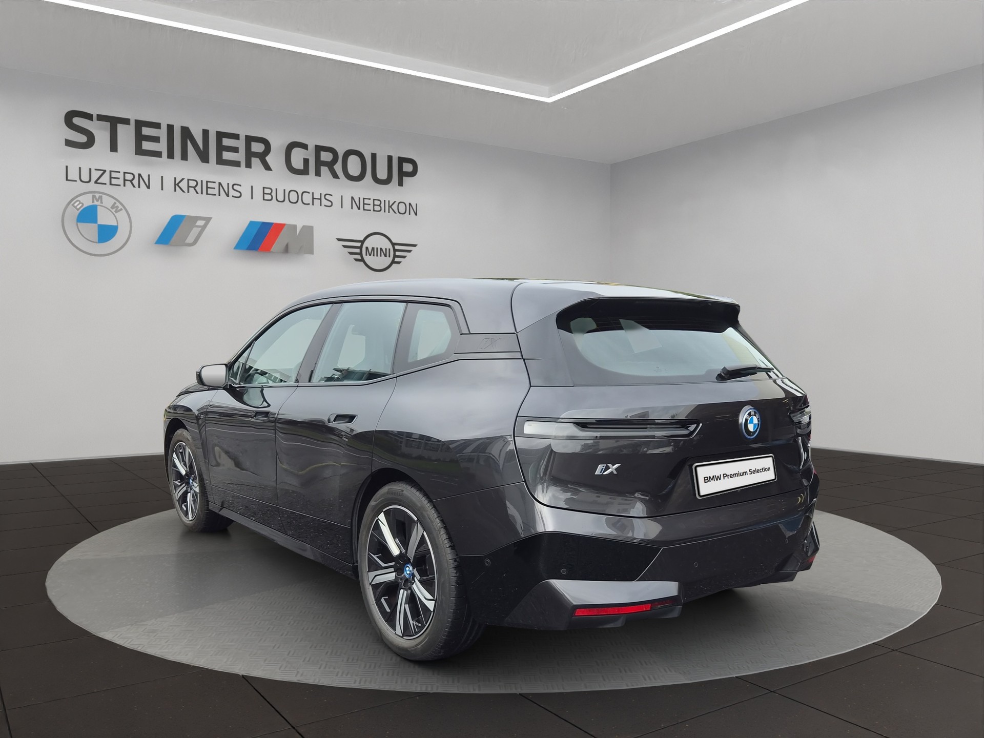 BMW iX xDrive50-image-7