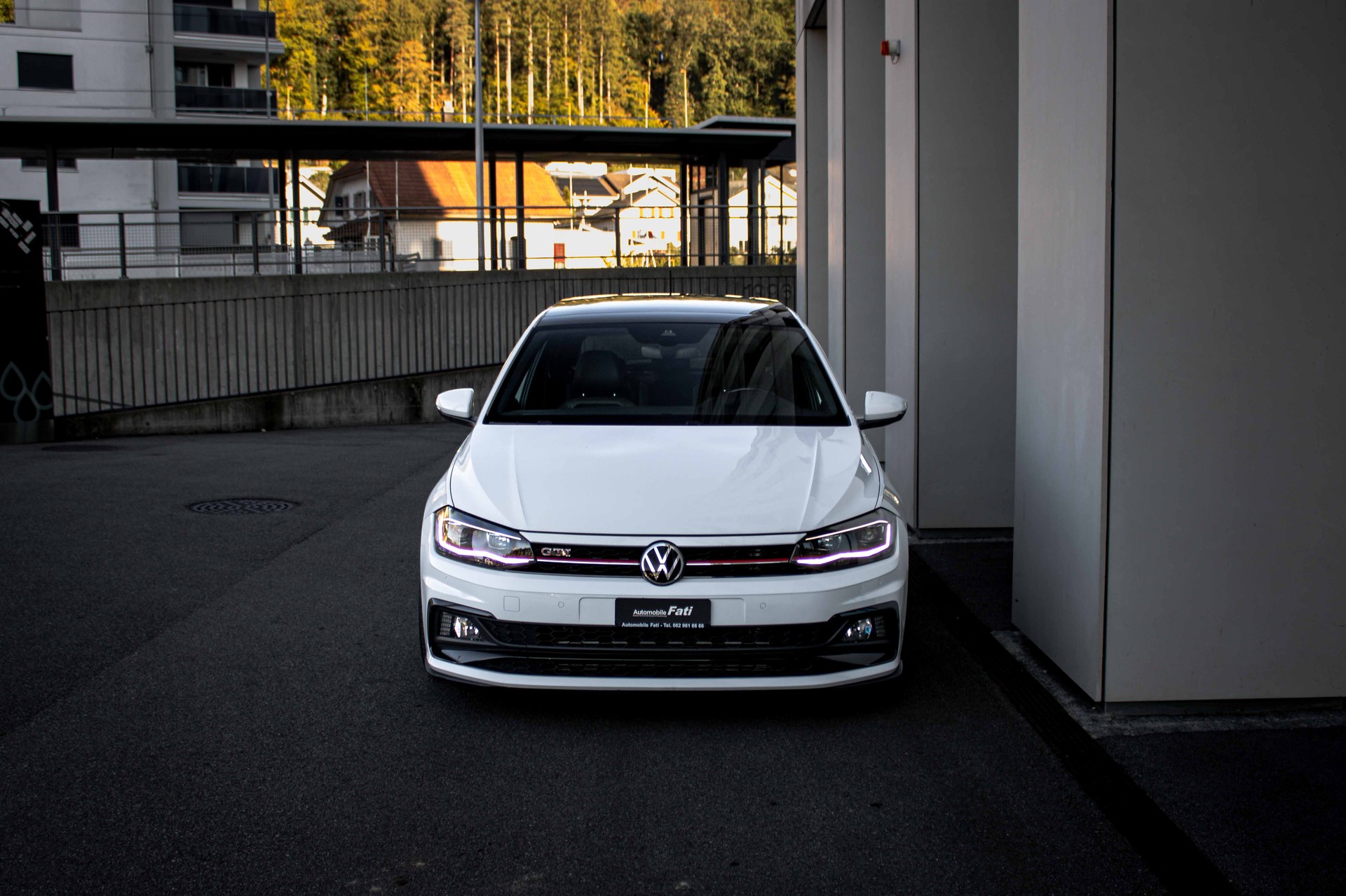 VW Polo 2.0 TSI GTI DSG-image-2
