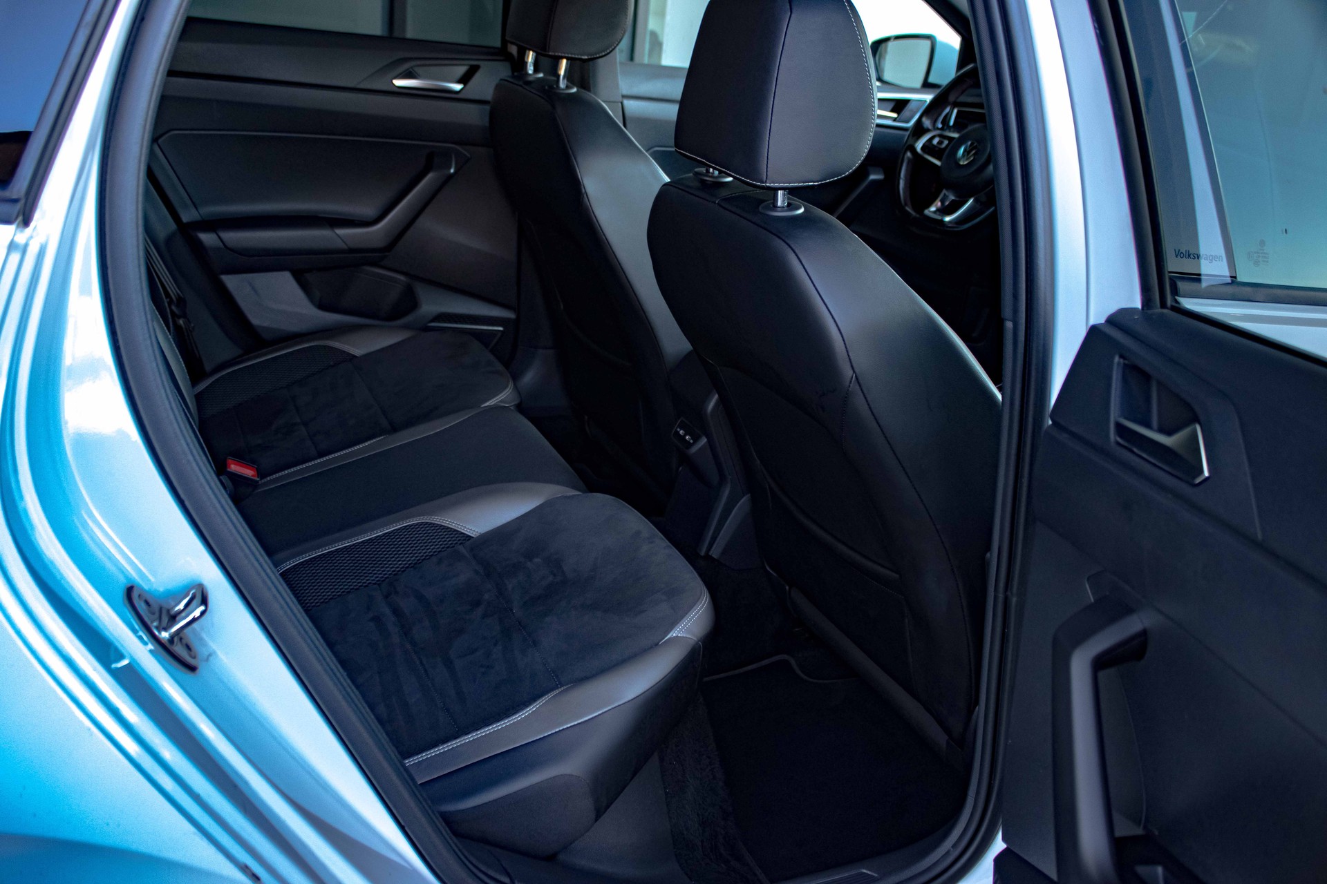 VW Polo 2.0 TSI GTI DSG-image-14