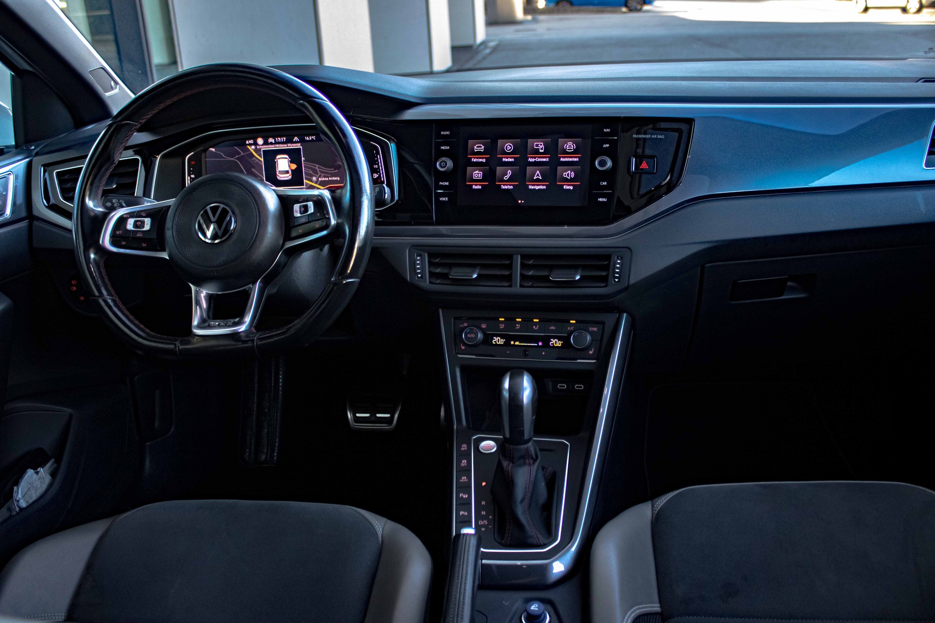 VW Polo 2.0 TSI GTI DSG-image-11