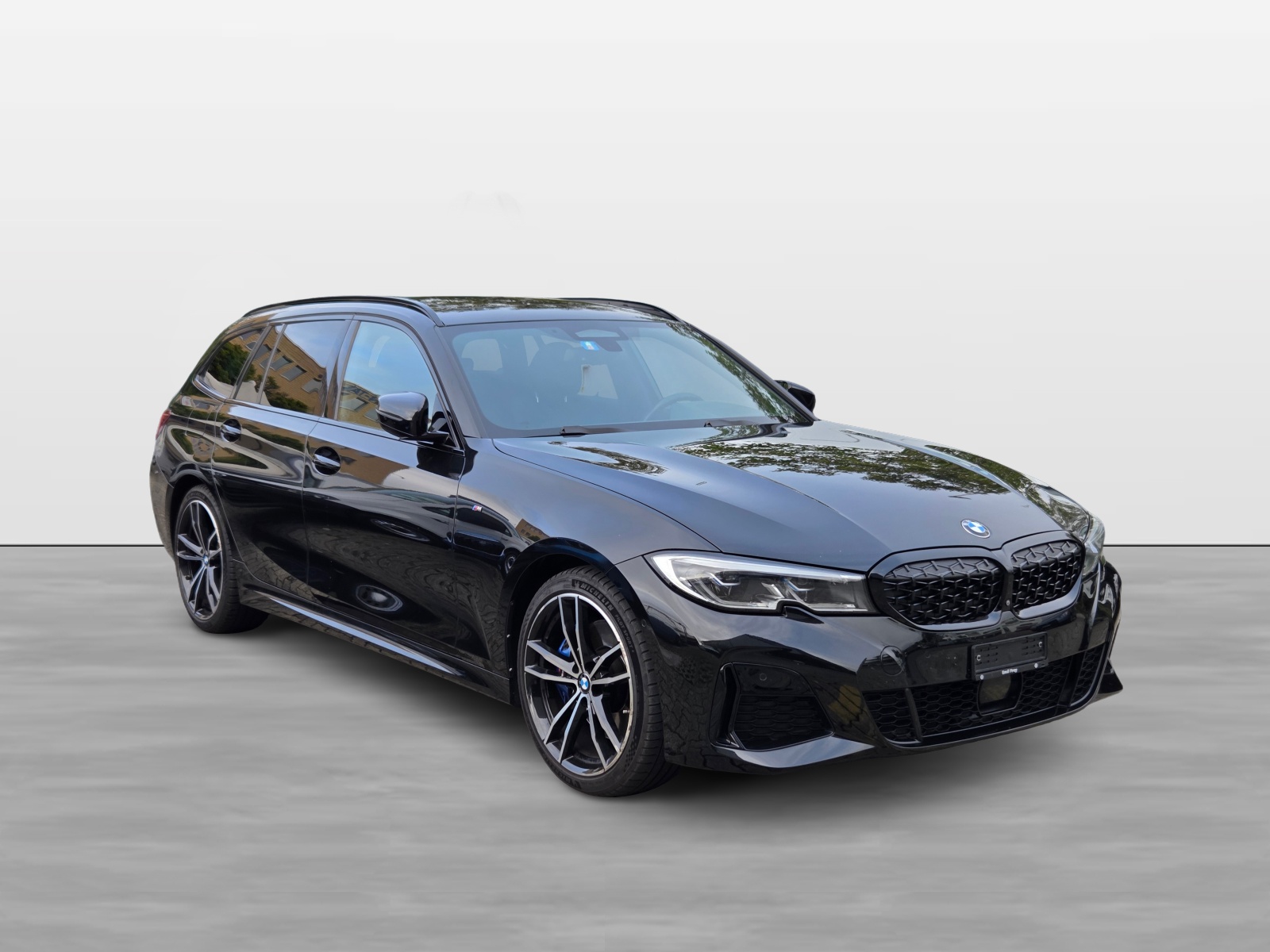 BMW M340i xDrive 48V Touring Steptronic-image-0